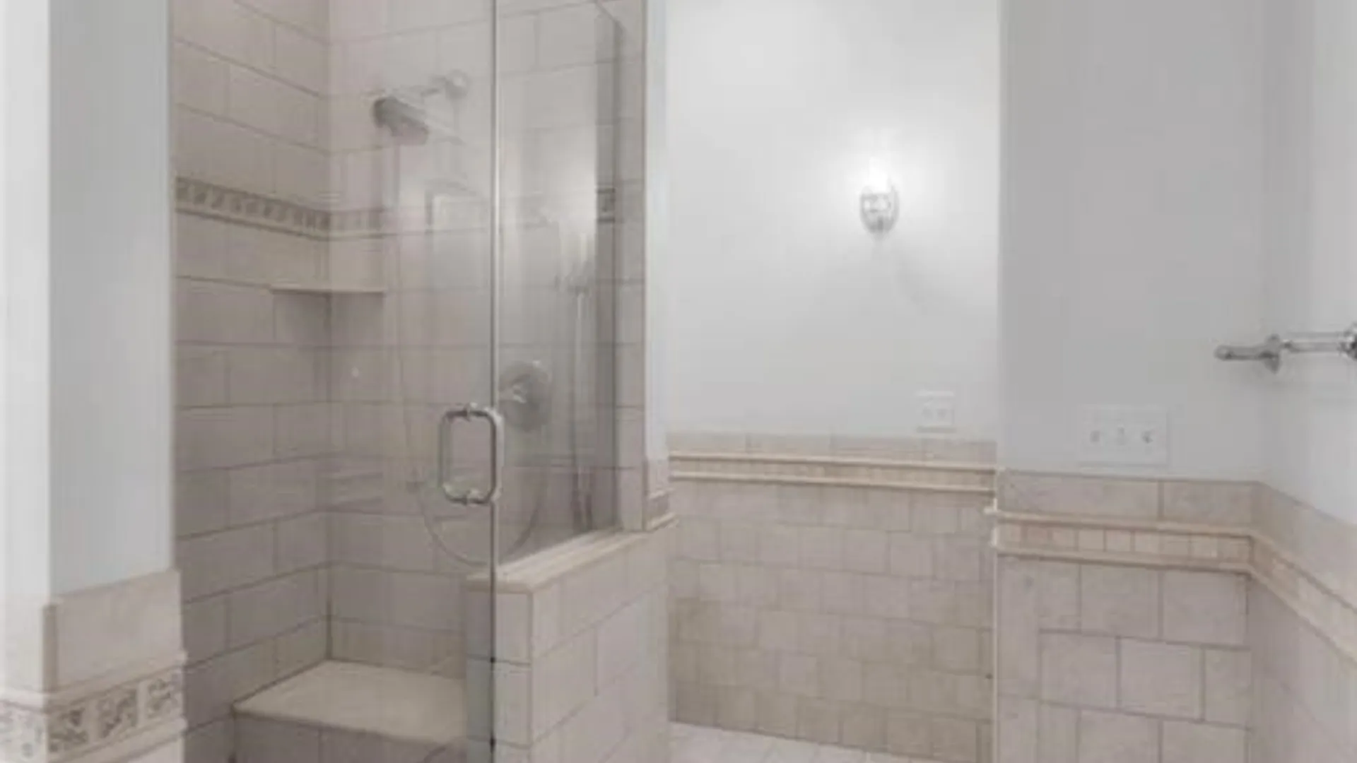Property at 162 Hampton Hill Drive, Amherst, NY 14221 33
