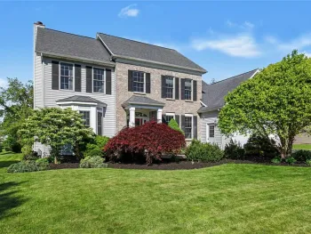 Property at 222 Gallant Fox Ln, Webster, NY 14580