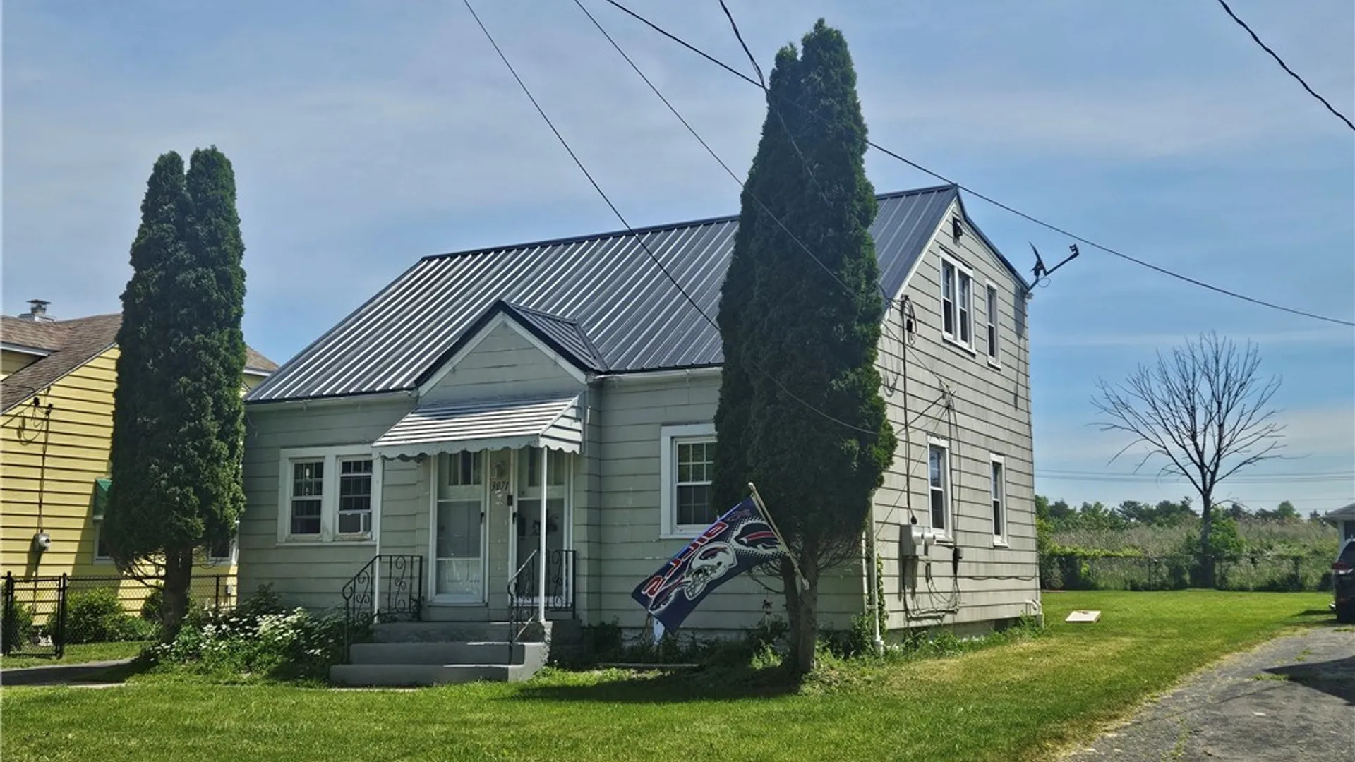 Property at 3071 Lyth Road, Hamburg, NY 14218 2