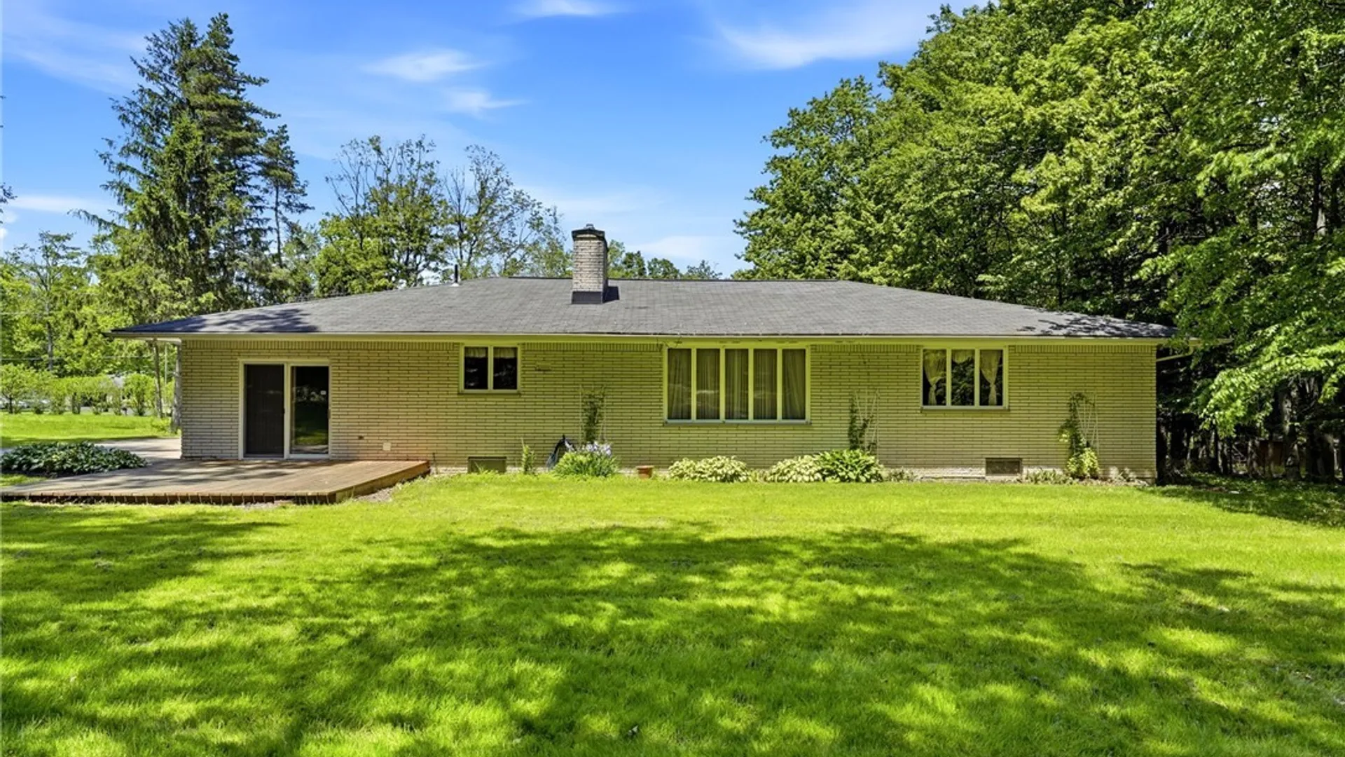 Property at 7922 Hywood Drive, Boston, NY 14075 6