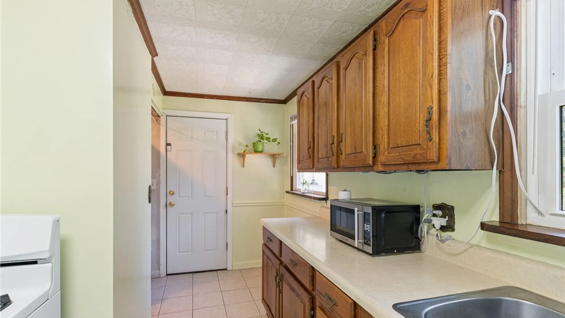 Property at 206 English Road, Greece, NY 14616 11