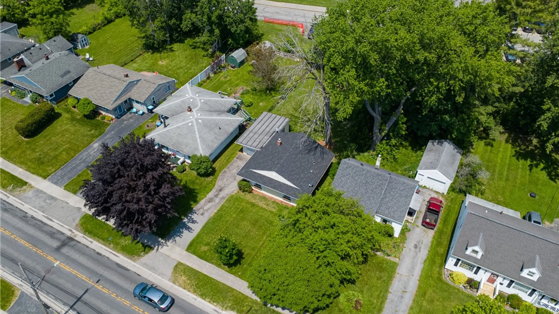 Property at 206 English Road, Greece, NY 14616 17