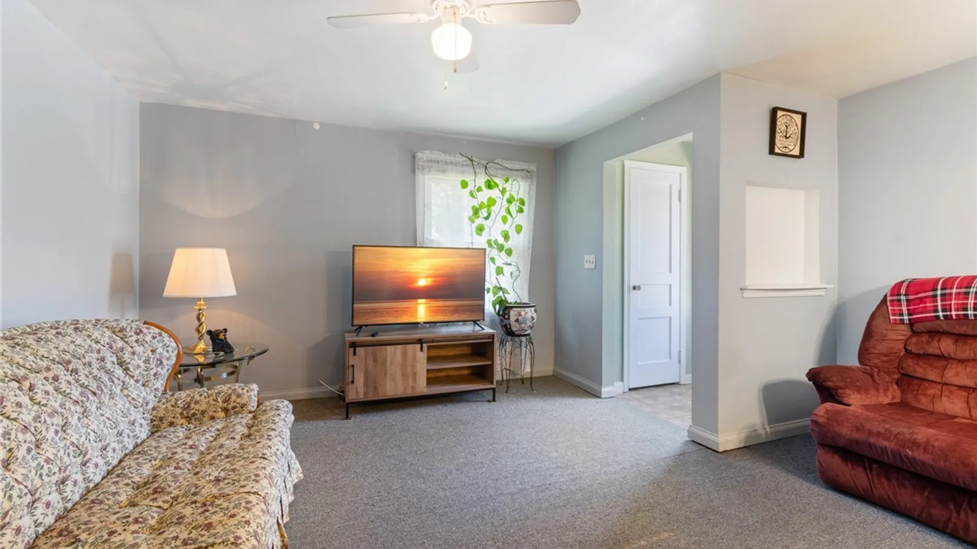 Property at 206 English Road, Greece, NY 14616 5