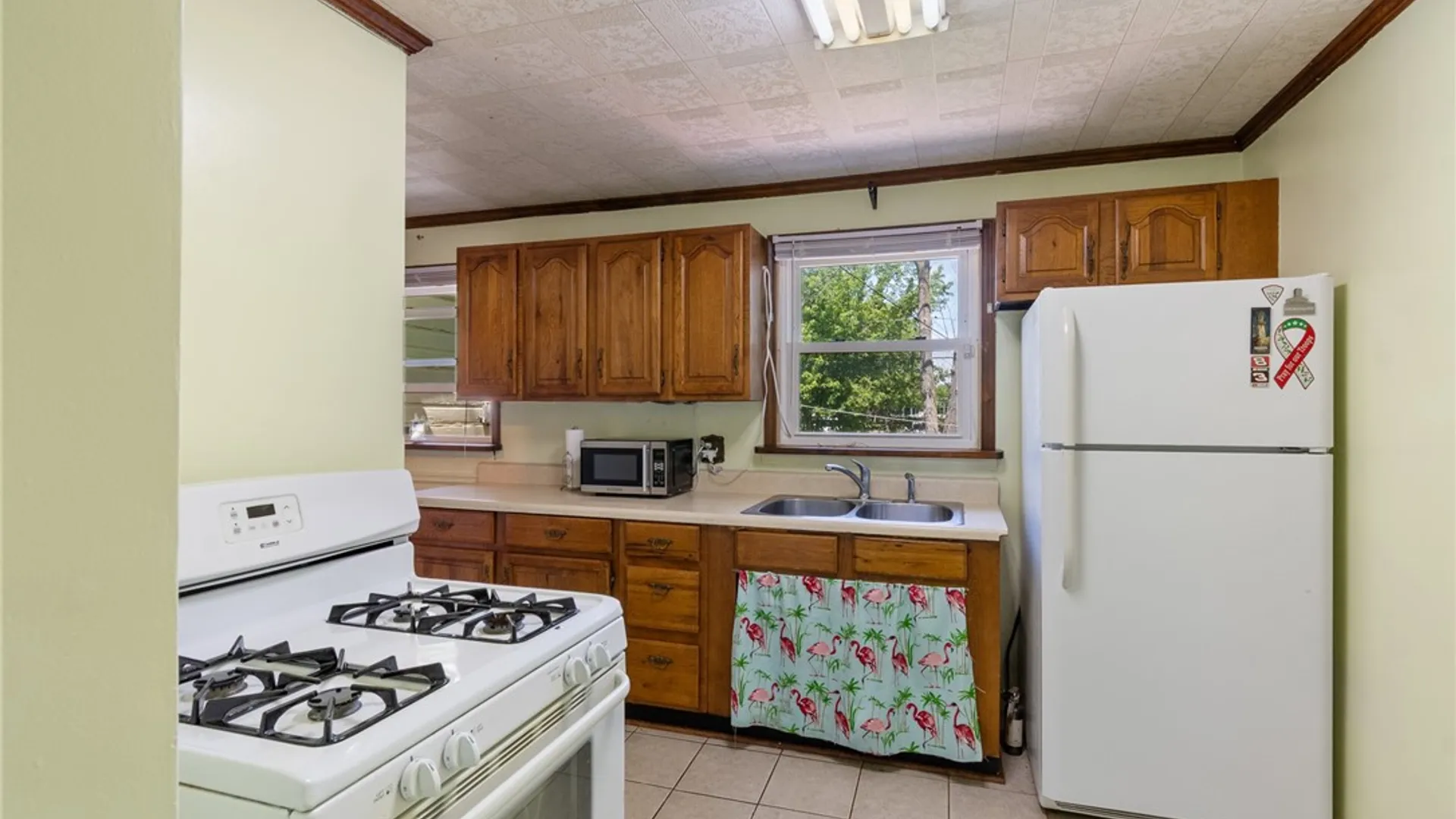 Property at 206 English Road, Greece, NY 14616 9