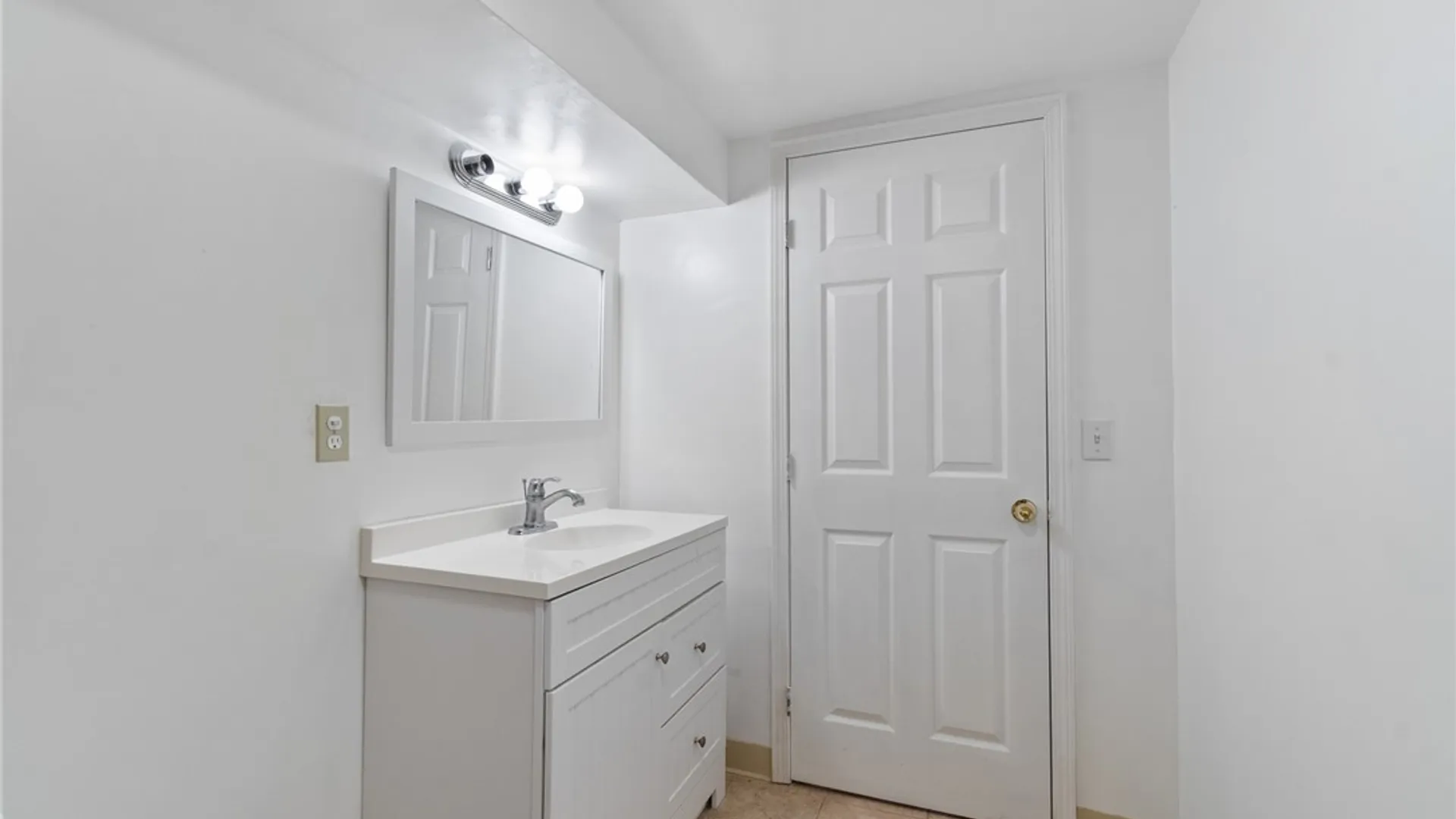 Property at 172 English Station Road, Greece, NY 14616 32