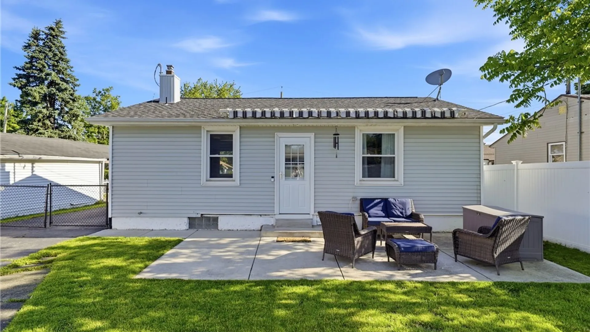 Property at 13 Blick Street, Cheektowaga, NY 14212 38