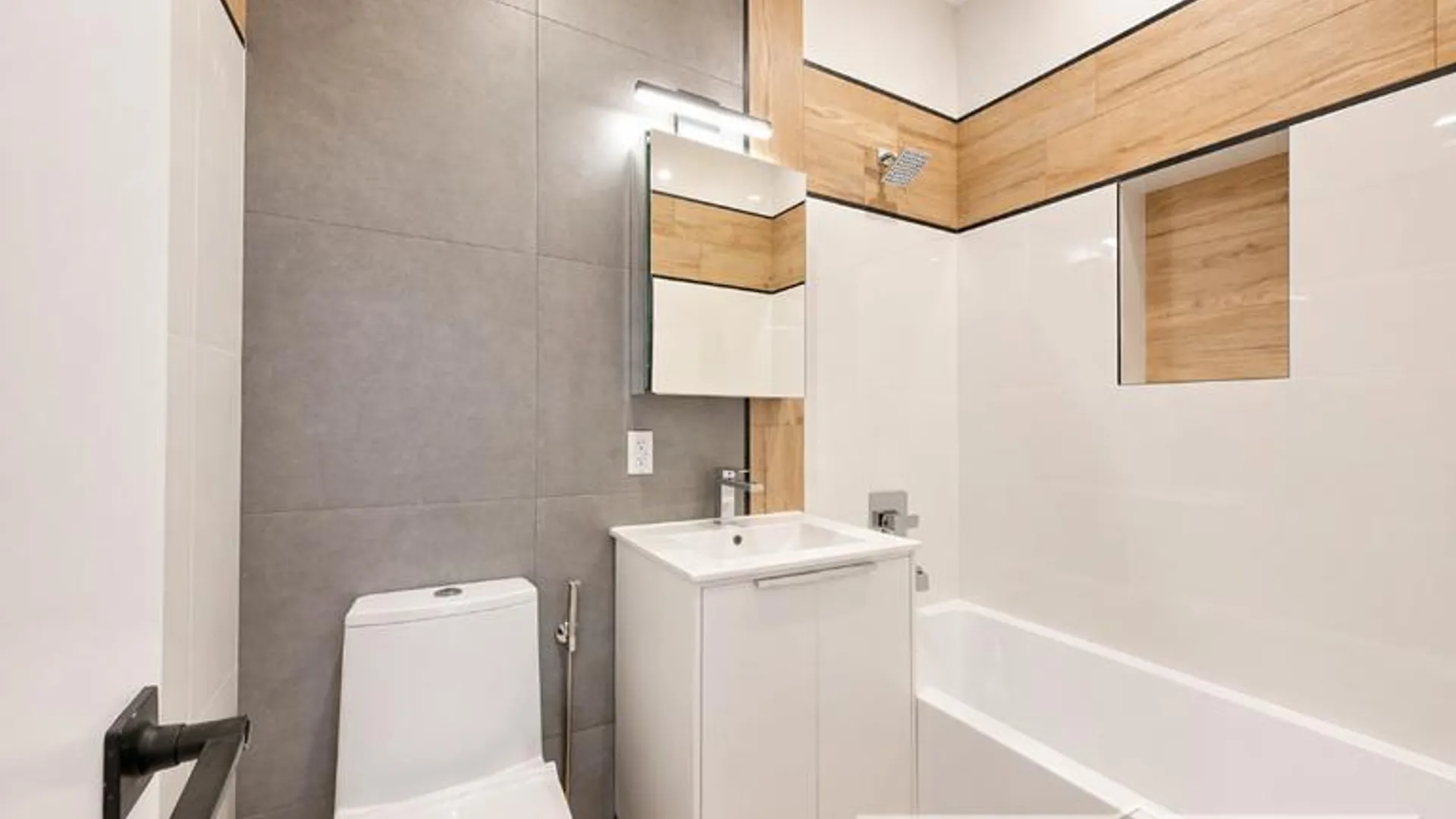 Property at 729 Rogers Avenue, BROOKLYN, NY 11226 7