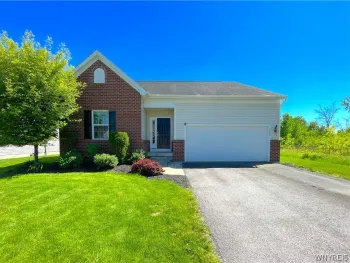 Property at 5530 Victoria Lane, Lockport Town, NY 14094