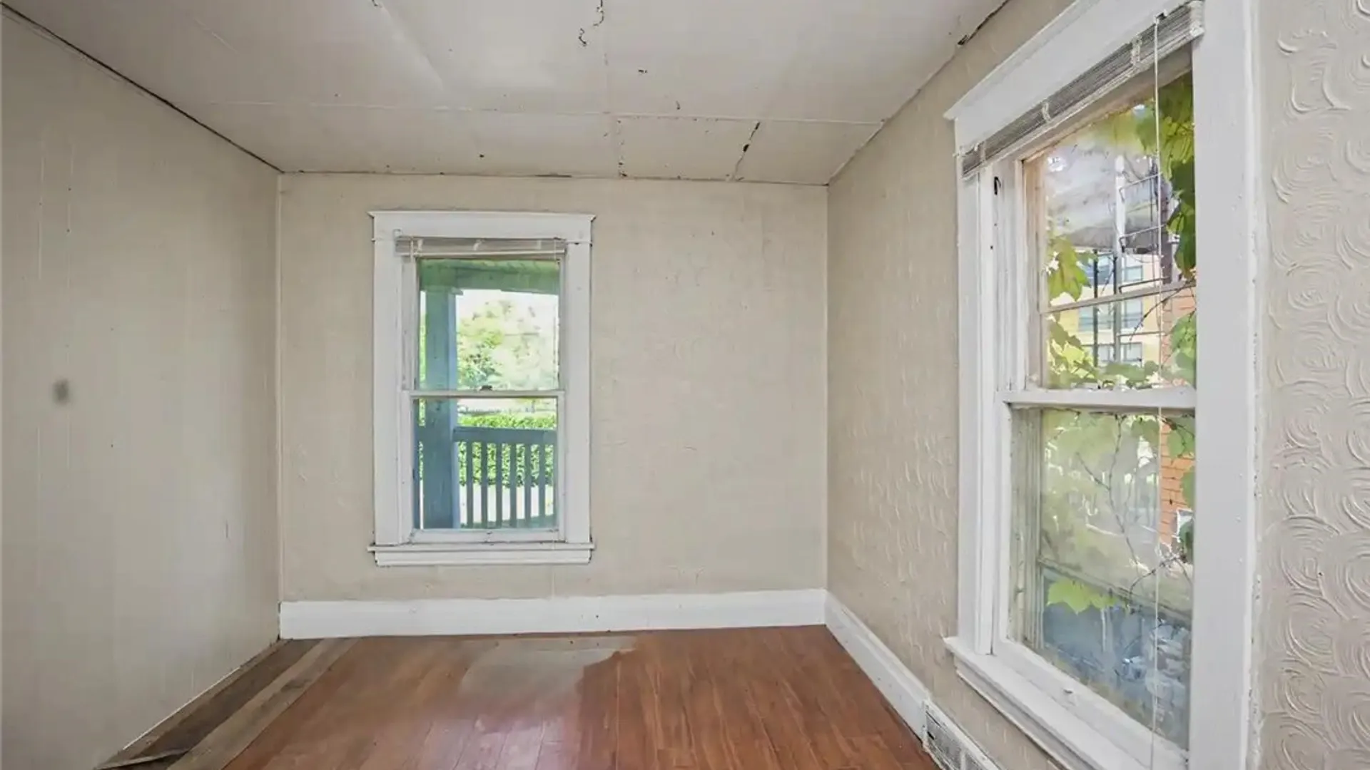 Property at 517 Tronolone Place, Niagara Falls, NY 14301 19