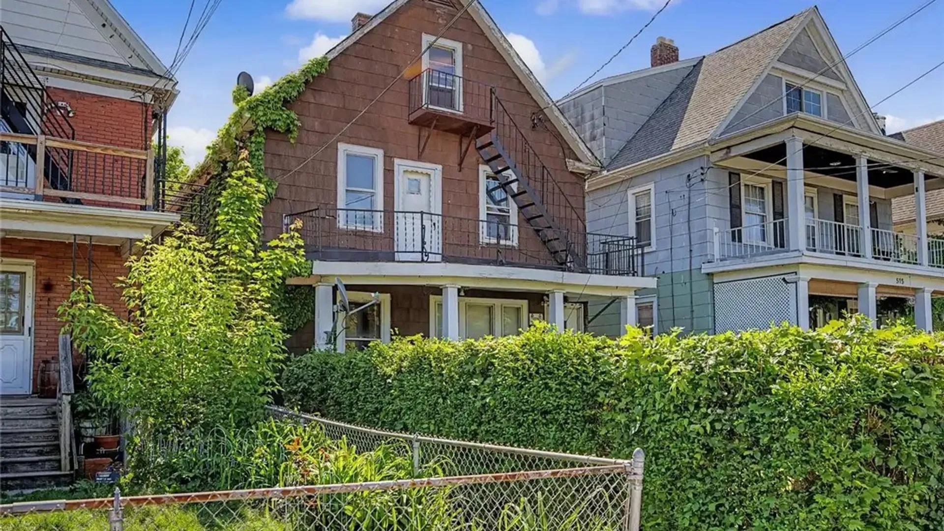 Property at 517 Tronolone Place, Niagara Falls, NY 14301 3