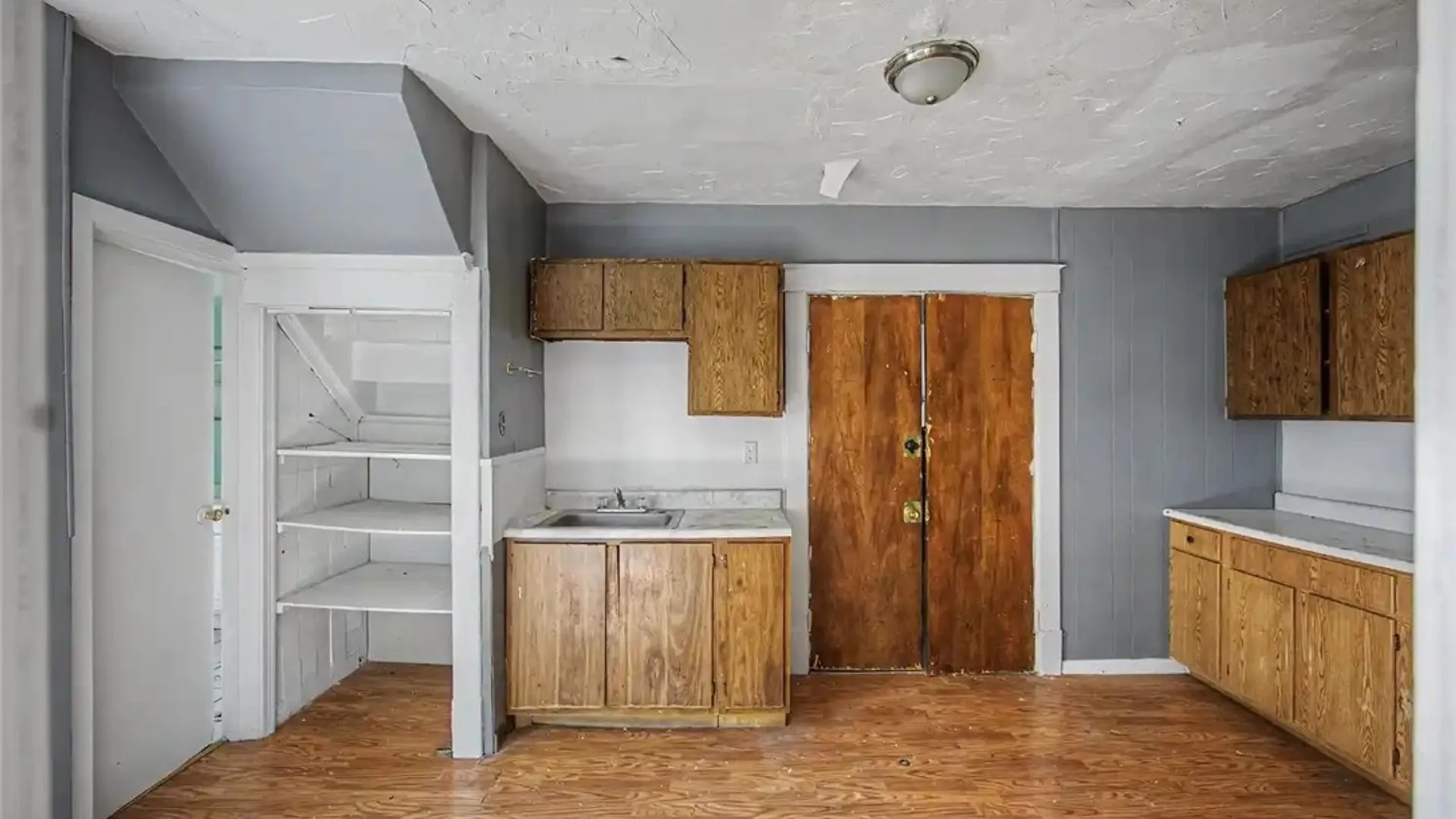 Property at 517 Tronolone Place, Niagara Falls, NY 14301 32
