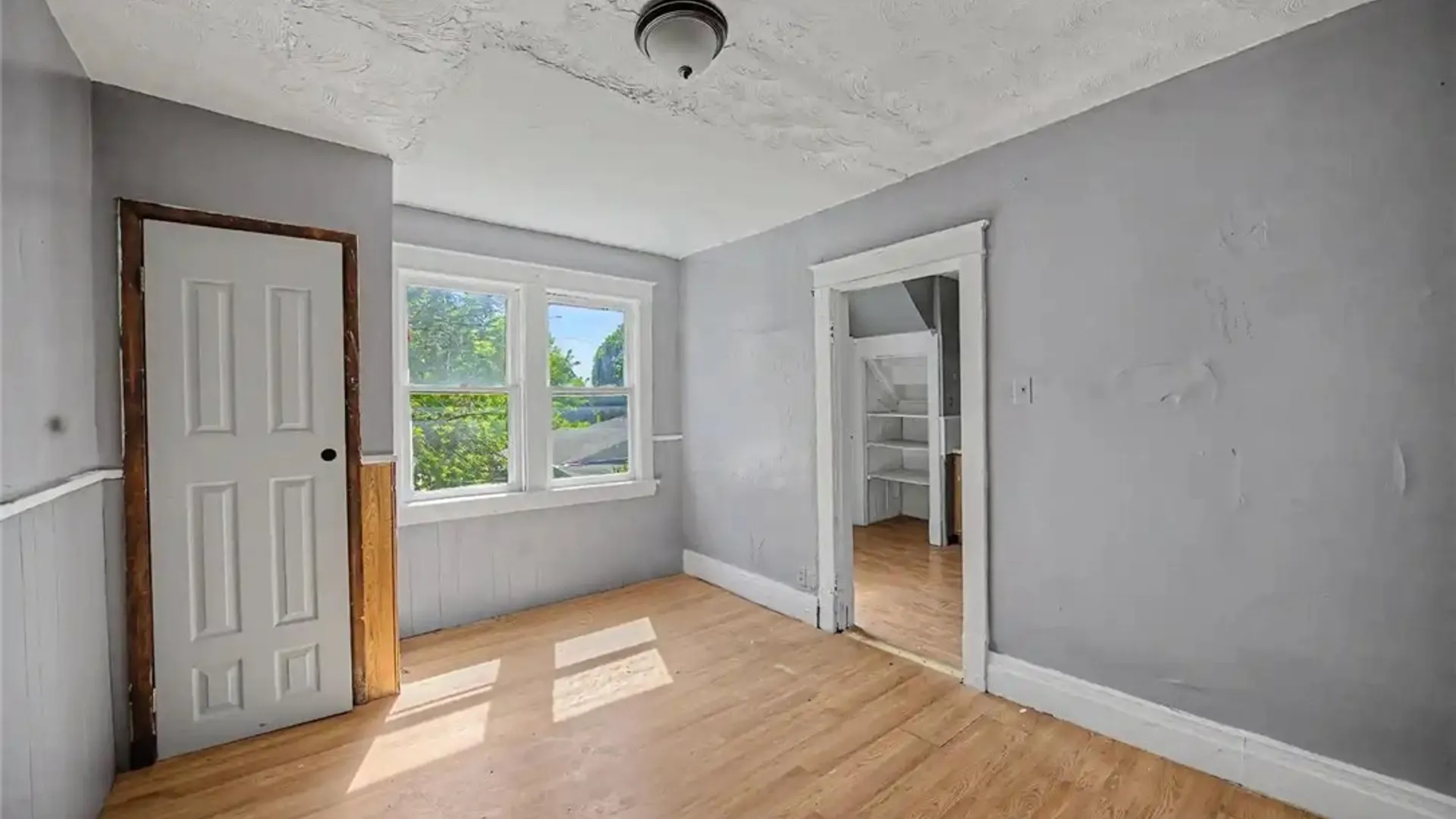 Property at 517 Tronolone Place, Niagara Falls, NY 14301 34