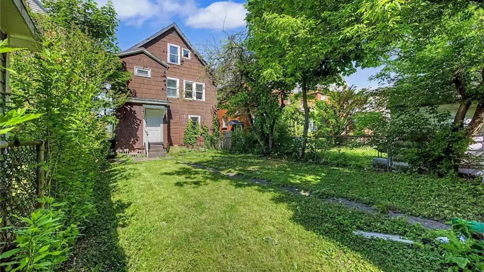 Property at 517 Tronolone Place, Niagara Falls, NY 14301 8