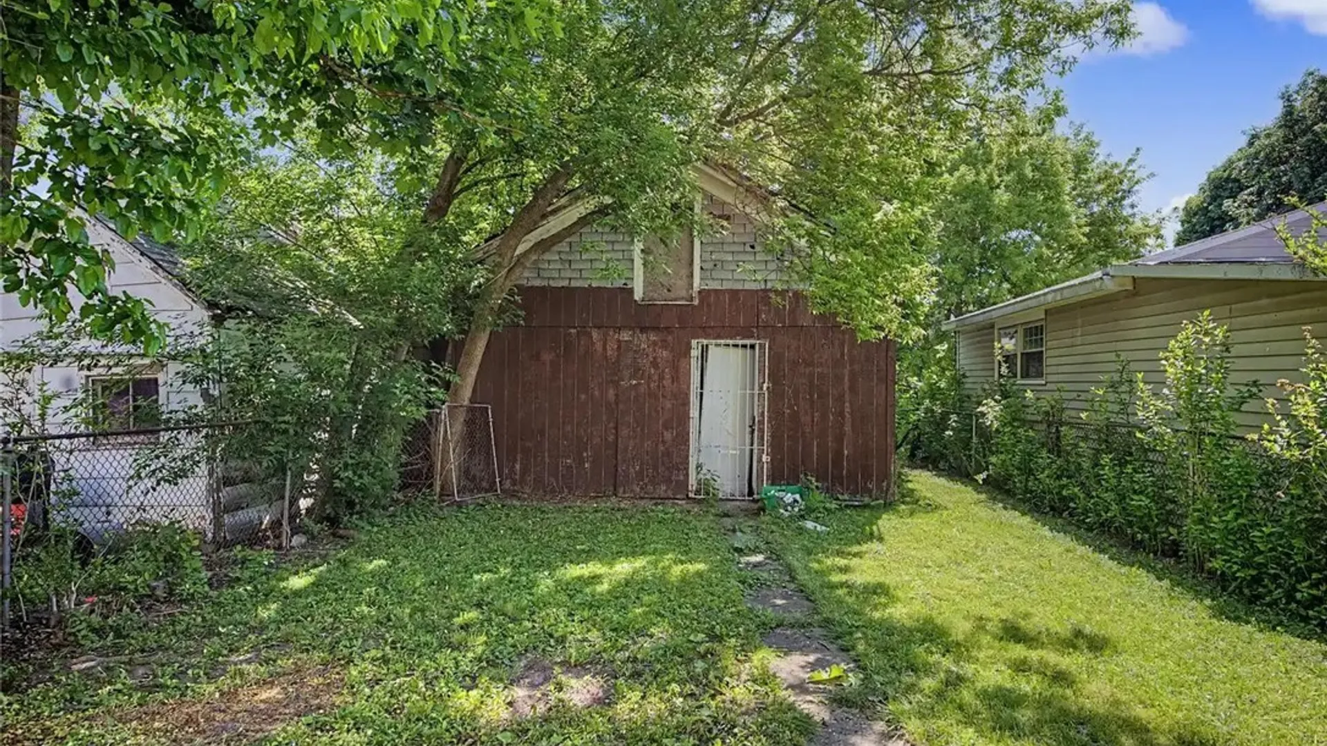 Property at 517 Tronolone Place, Niagara Falls, NY 14301 9