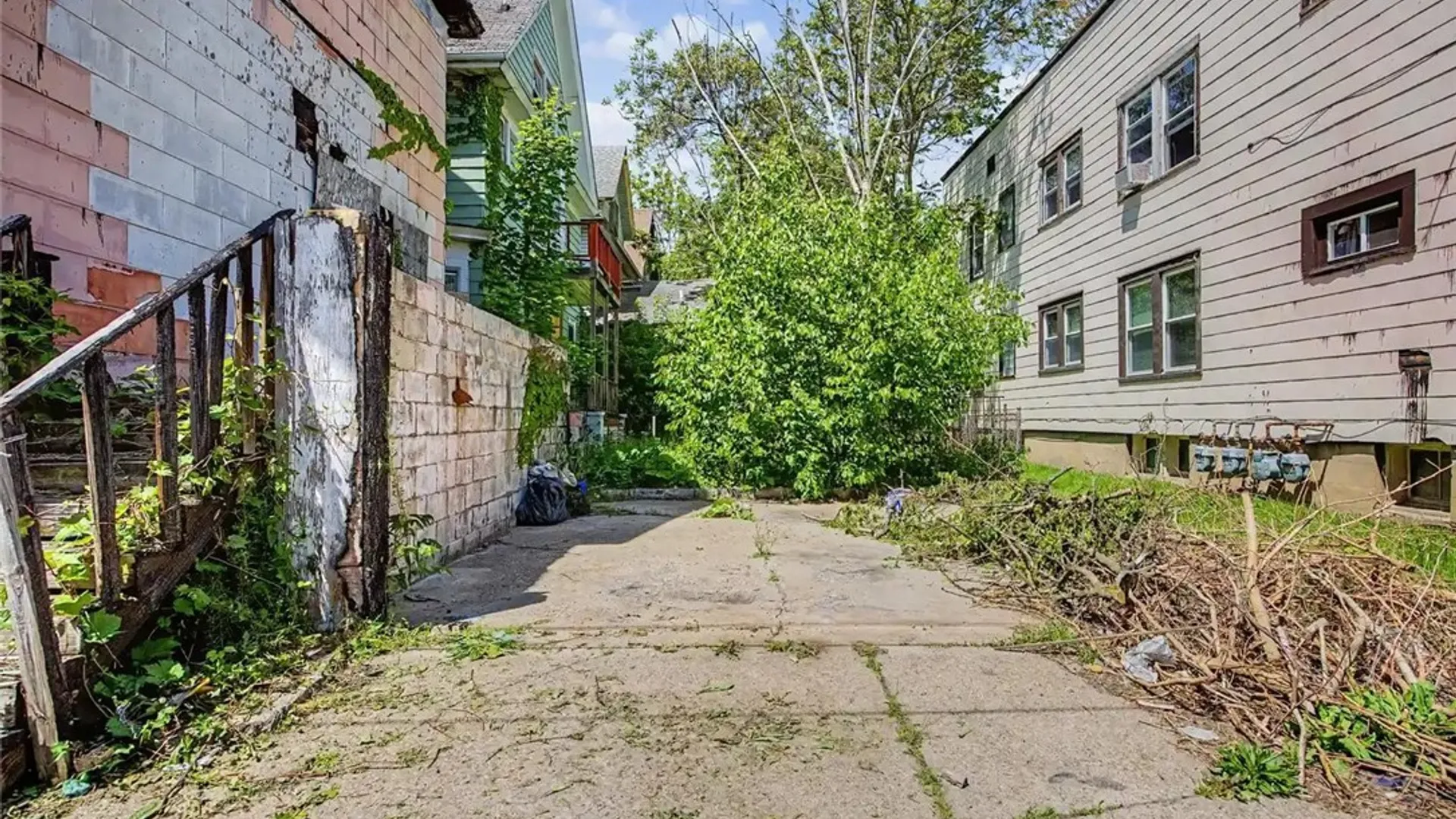 Property at 613 7th Street, Niagara Falls, NY 14301 7