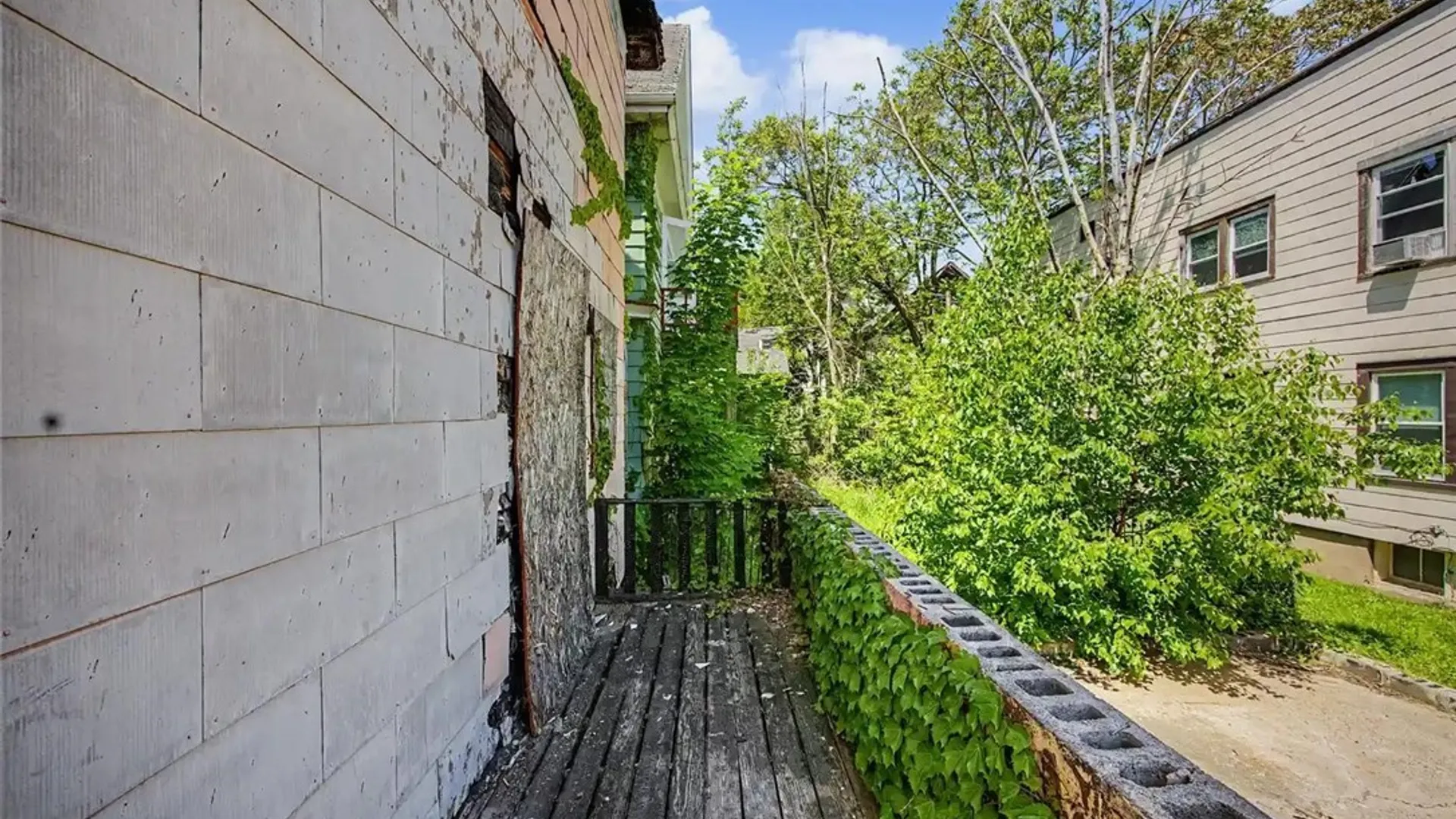 Property at 613 7th Street, Niagara Falls, NY 14301 8