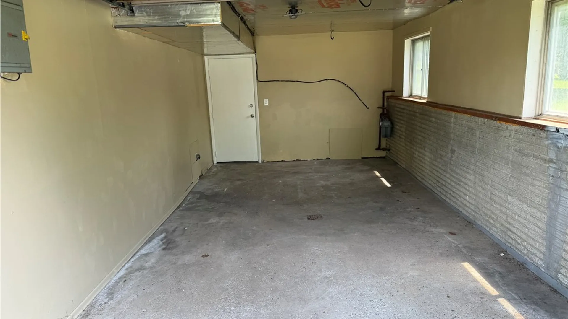 Property at 142 Prentiss Way, Henrietta, NY 14467 28