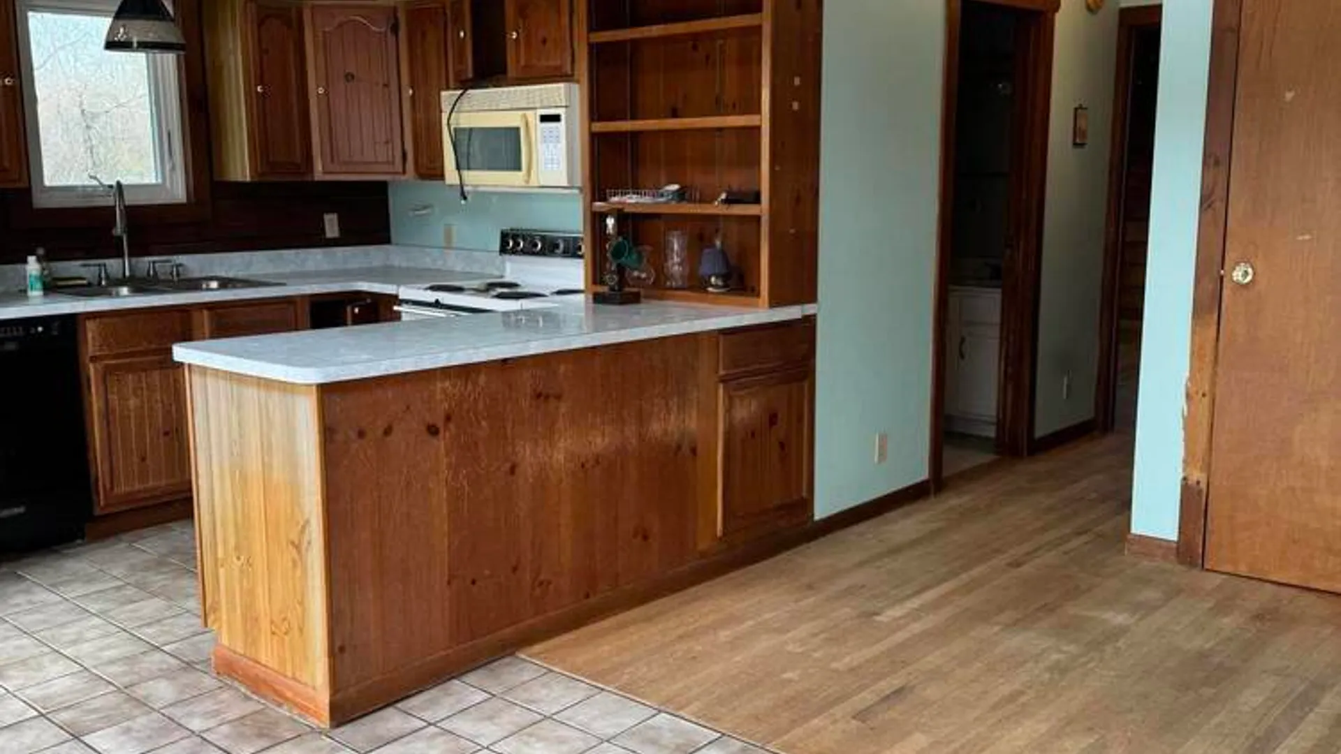 Property at 885 S Schodack Road, Schodack, NY 12033 10