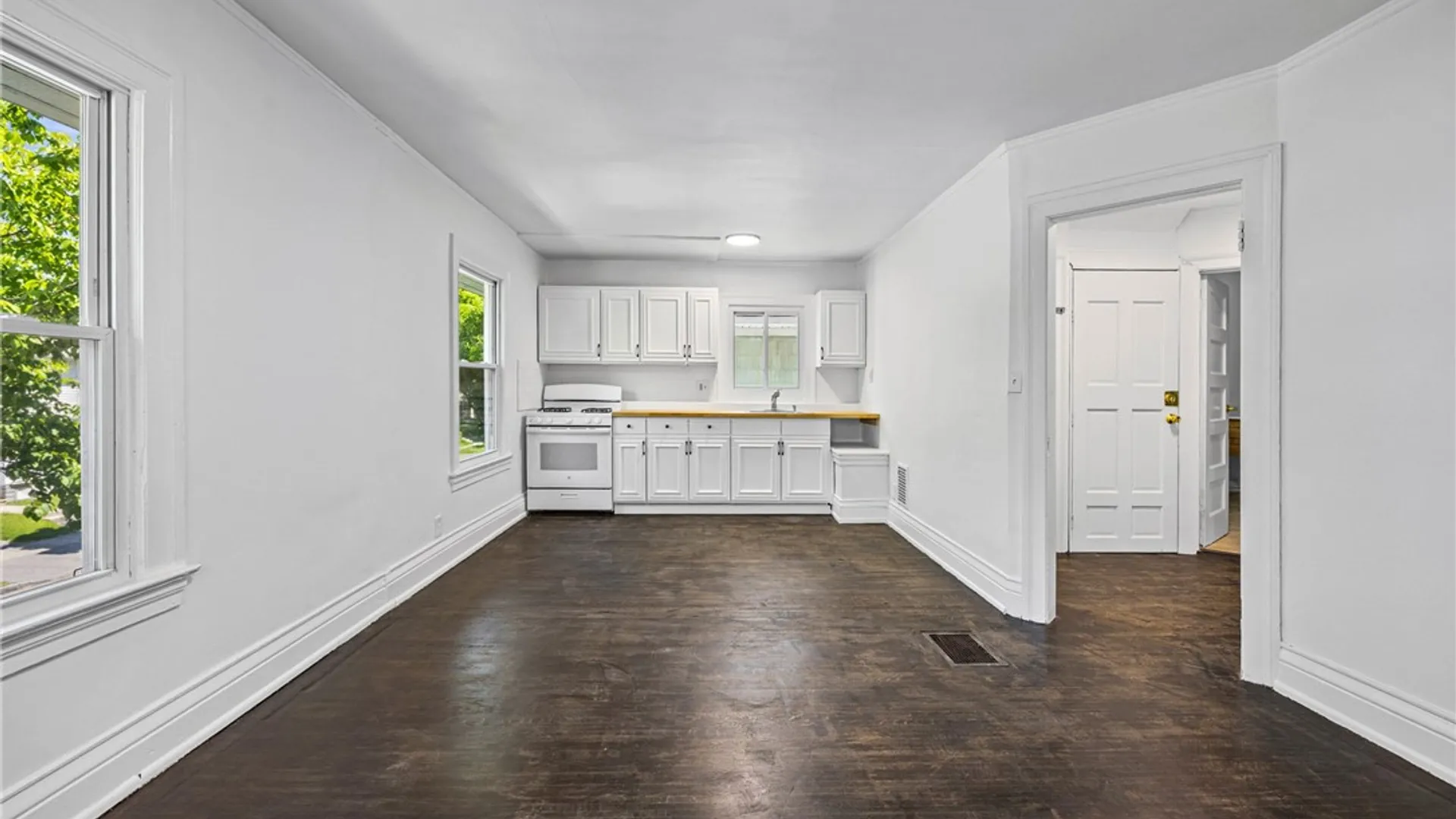 Property at 443 Melville Street, Rochester, NY 14609 23