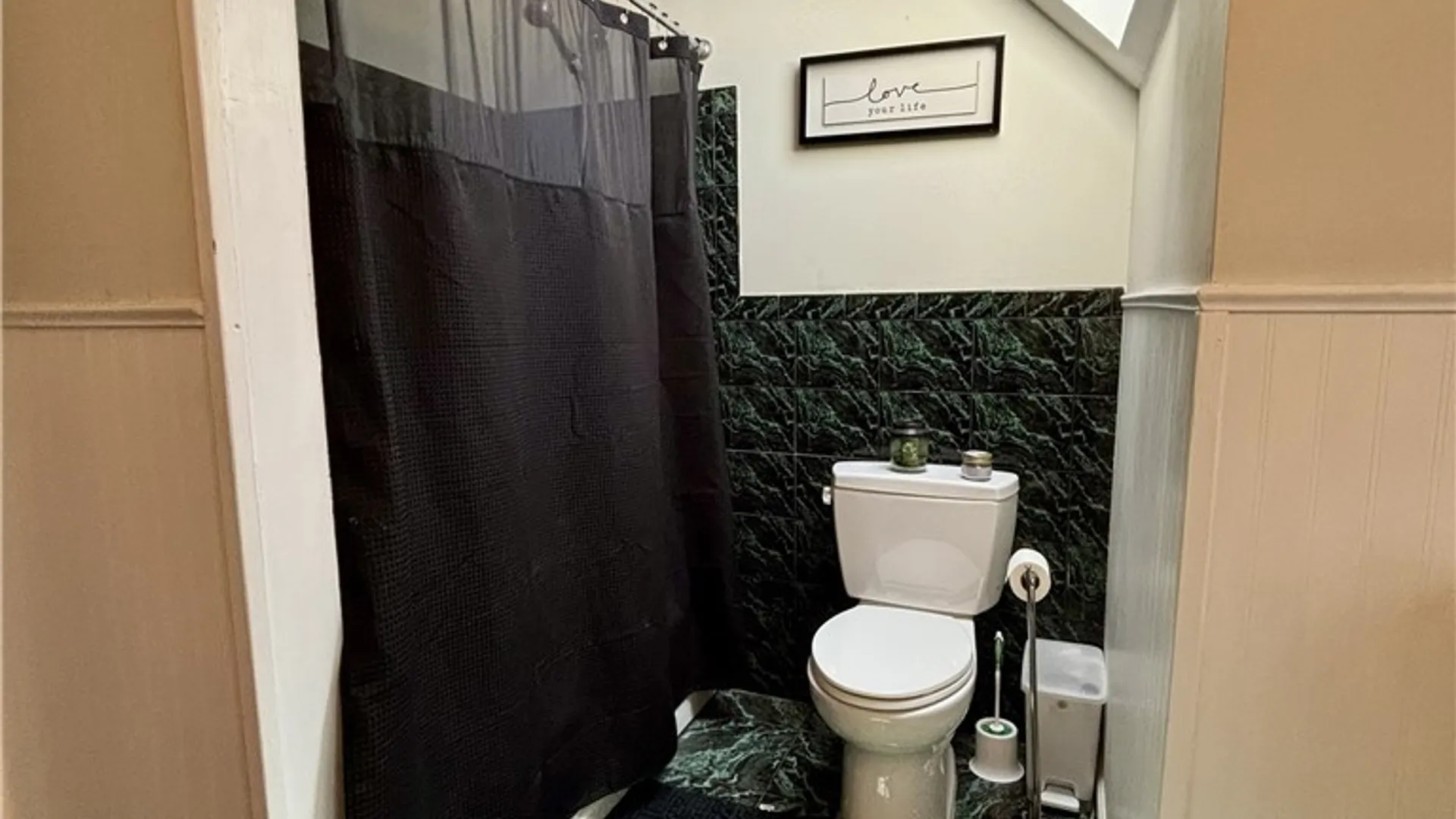 Property at 115 Bidwell Parkway, Buffalo, NY 14222 11
