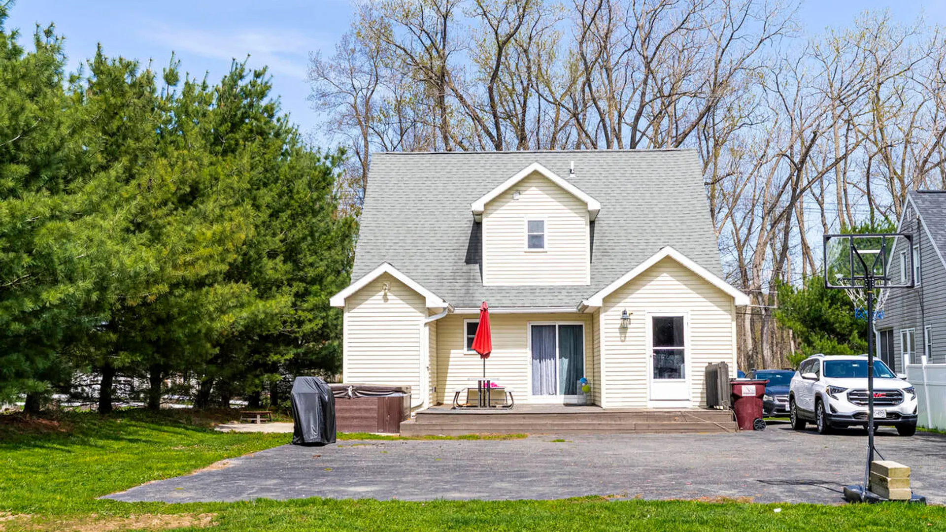 Property at 542 Hudson River Road, Halfmoon, NY 12188 50