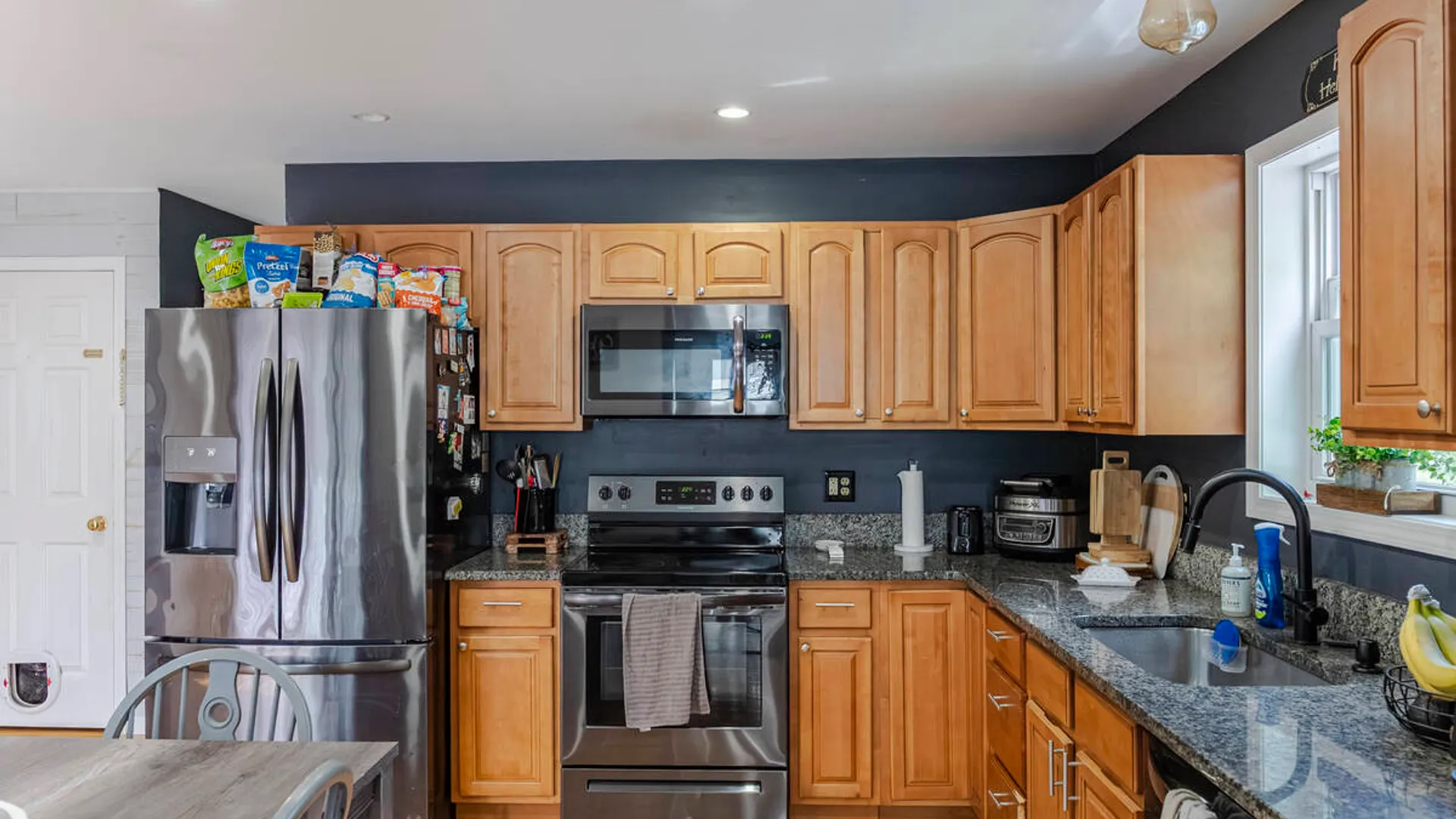 Property at 542 Hudson River Road, Halfmoon, NY 12188 8