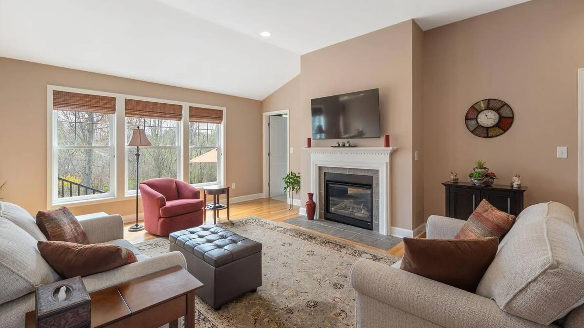 Property at 37 Gladstone Circle, Halfmoon, NY 12118 15