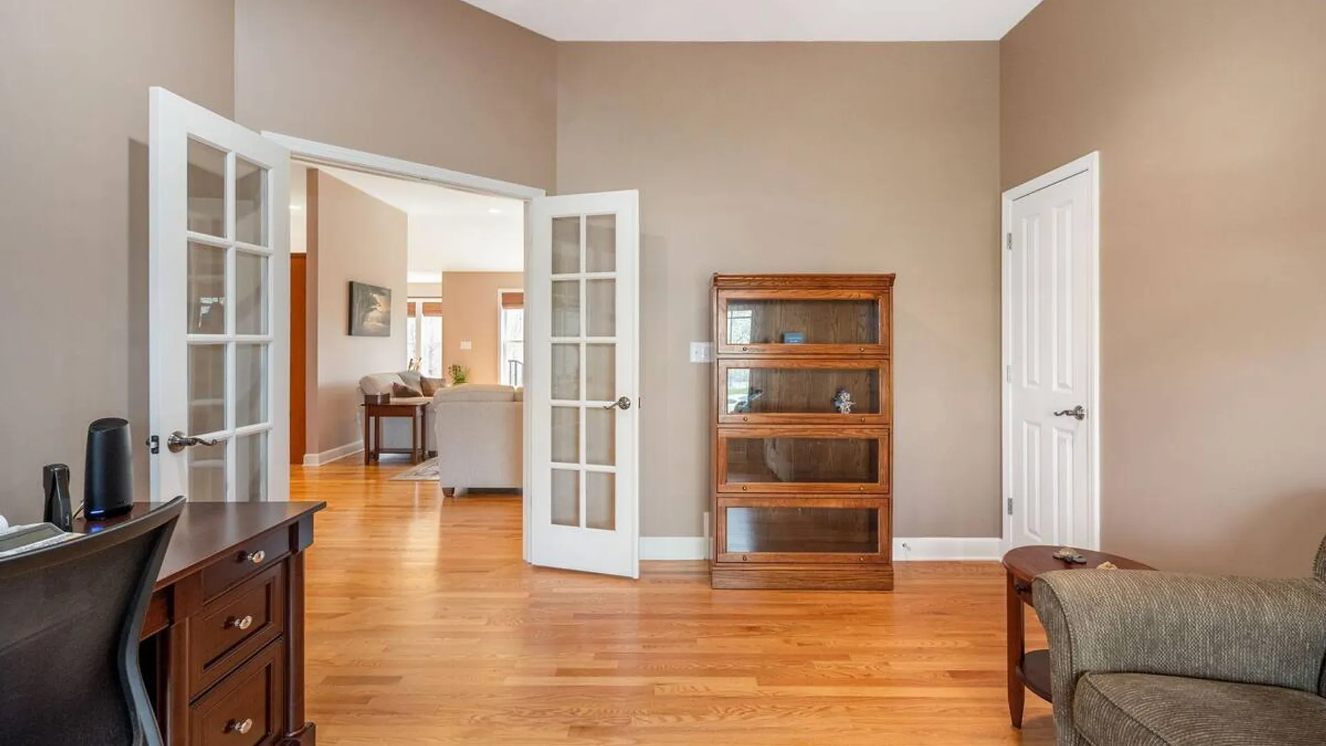 Property at 37 Gladstone Circle, Halfmoon, NY 12118 19