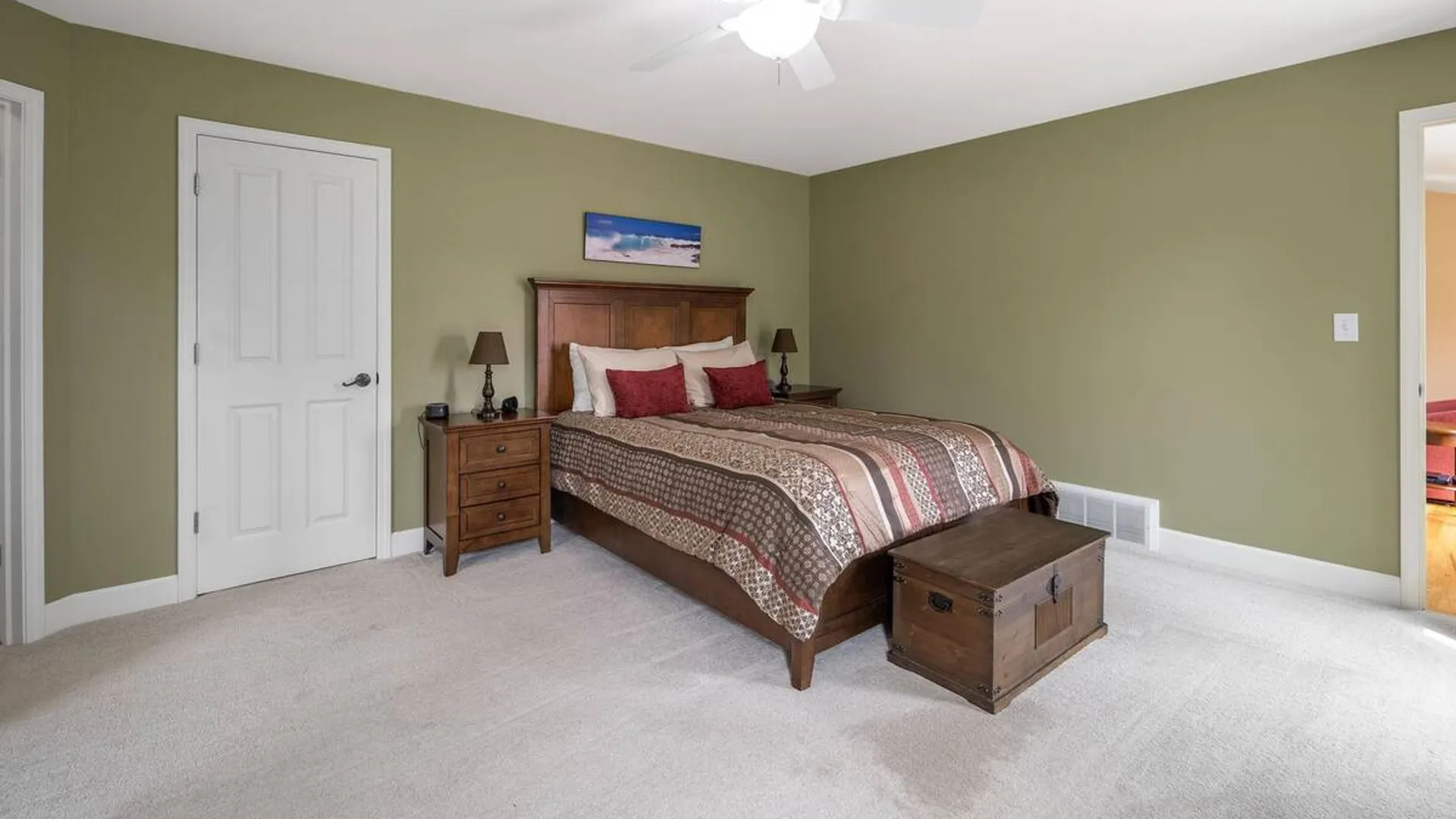 Property at 37 Gladstone Circle, Halfmoon, NY 12118 21