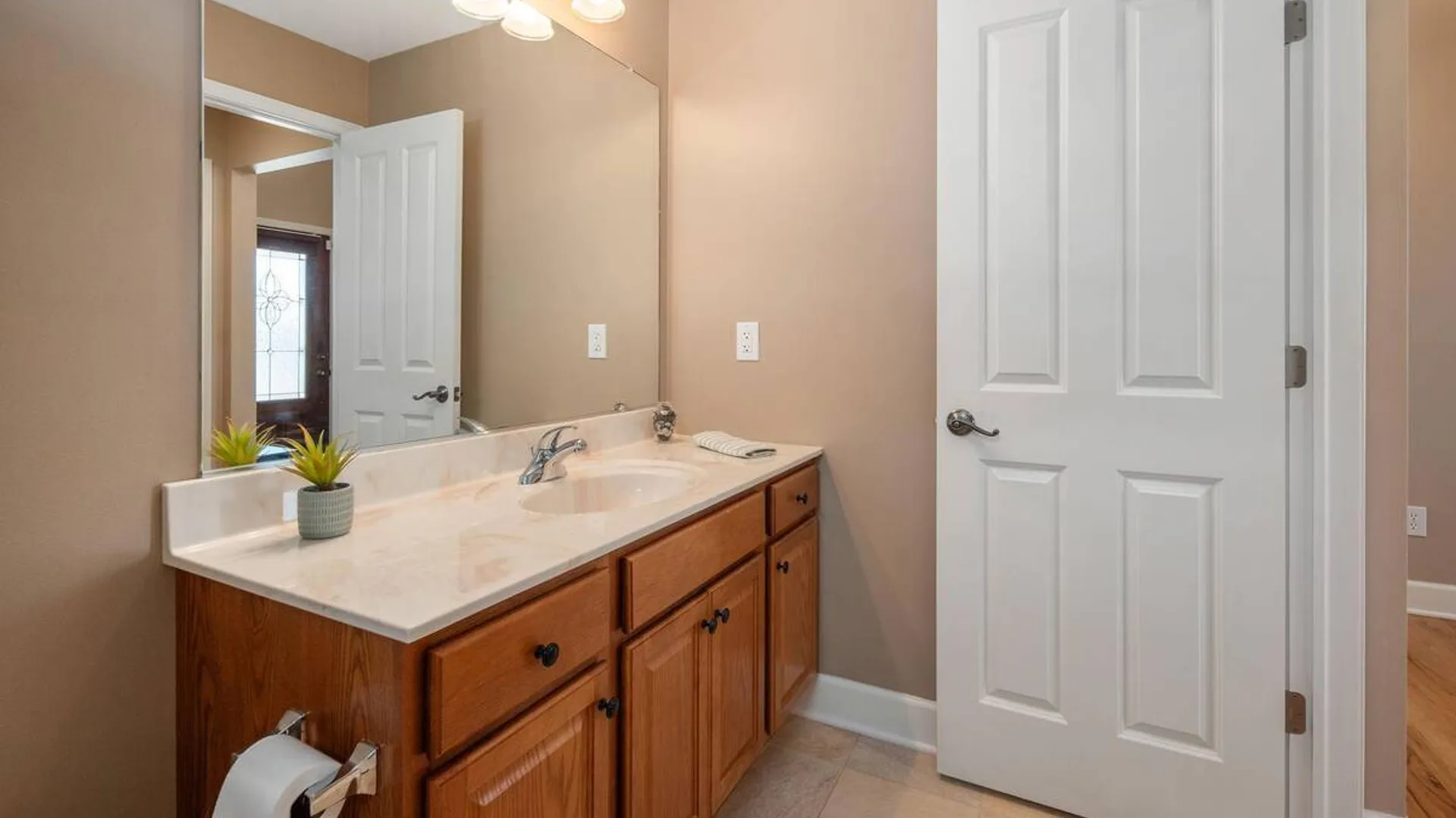 Property at 37 Gladstone Circle, Halfmoon, NY 12118 31