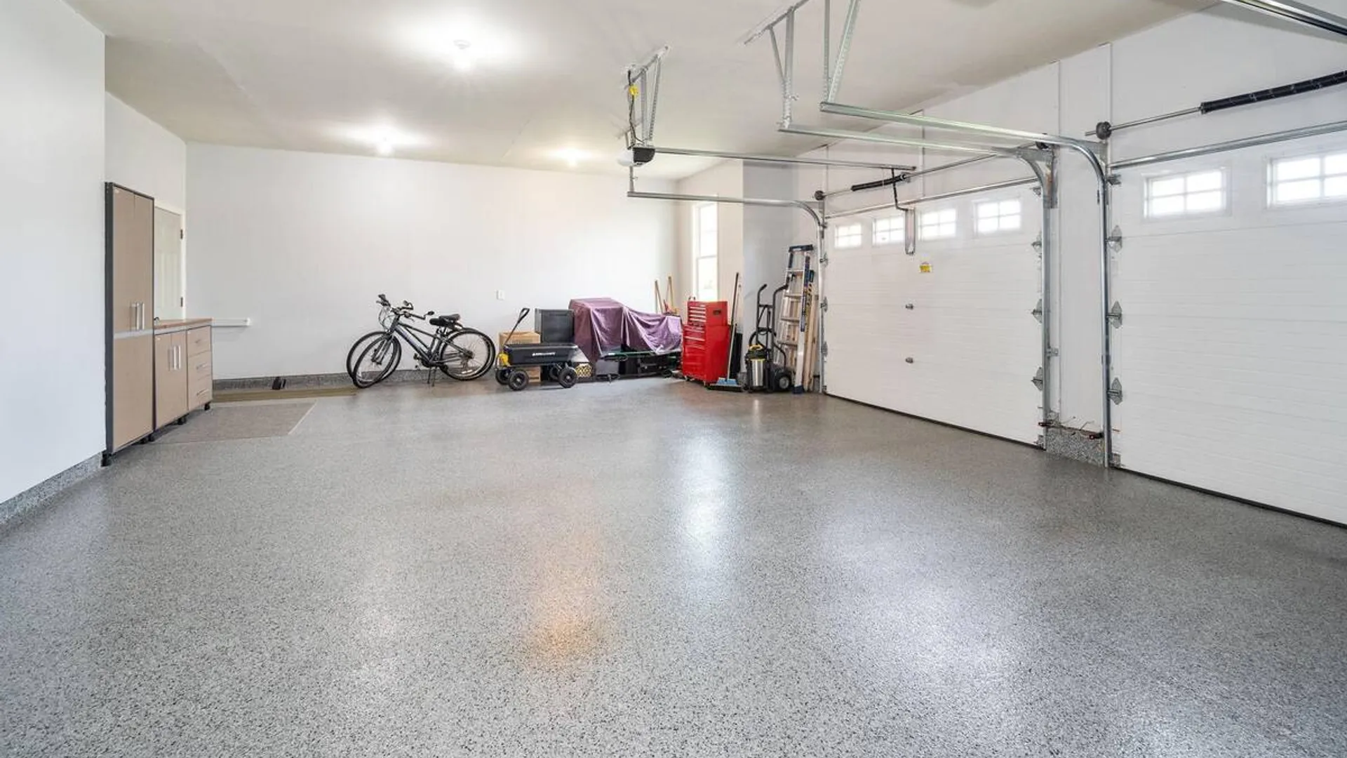 Property at 37 Gladstone Circle, Halfmoon, NY 12118 33