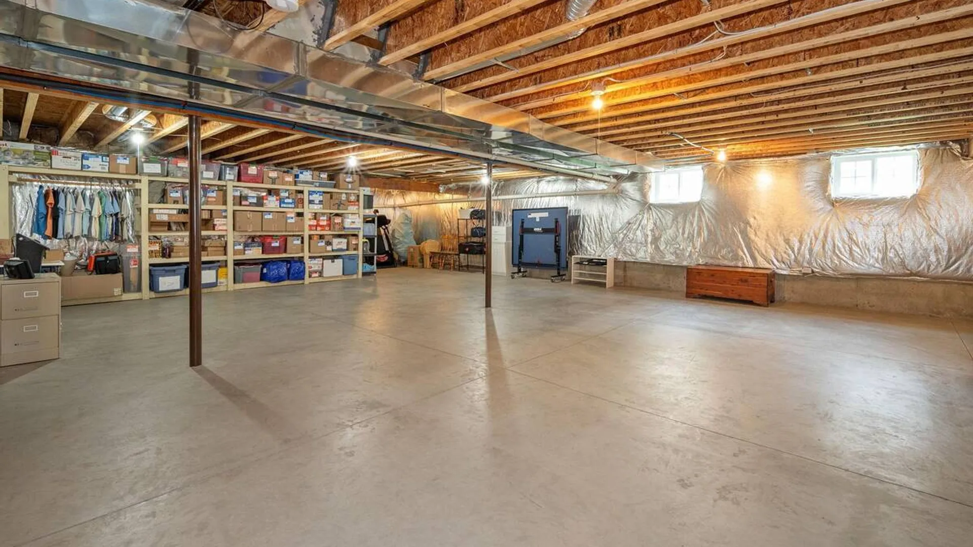 Property at 37 Gladstone Circle, Halfmoon, NY 12118 38