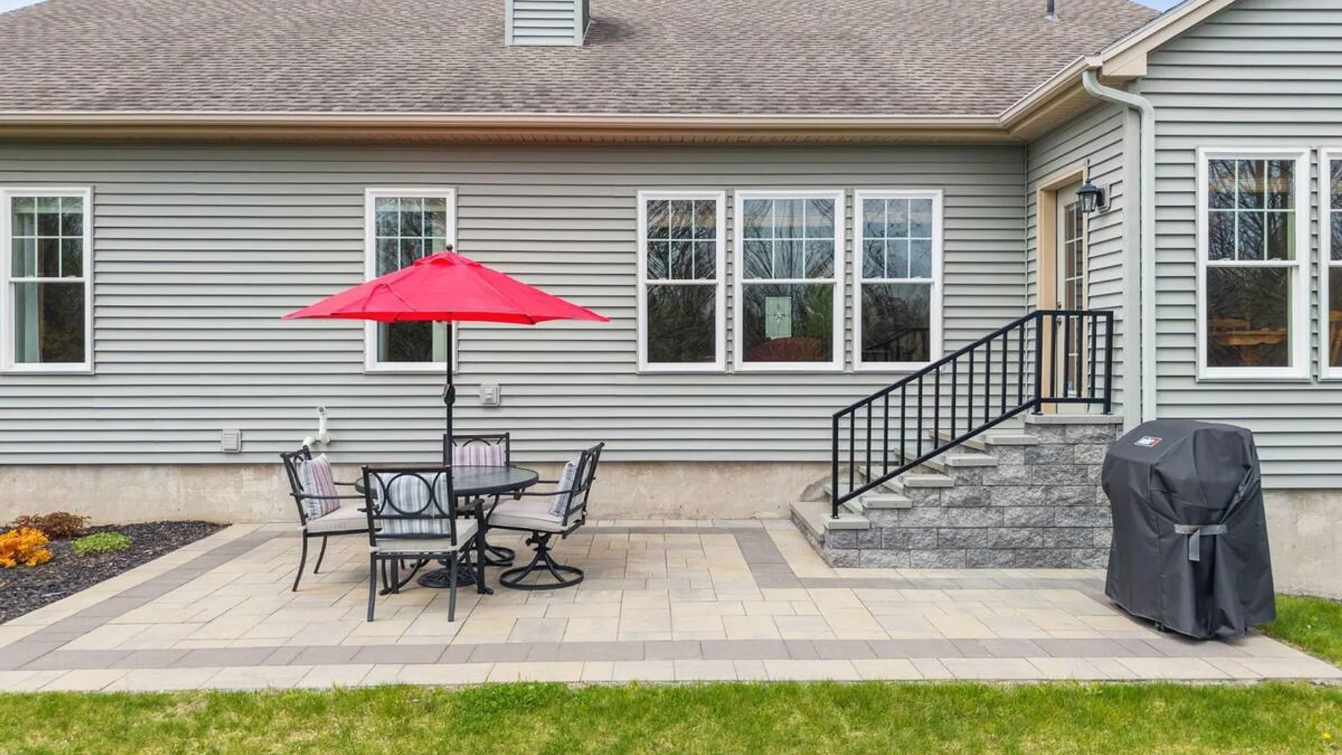 Property at 37 Gladstone Circle, Halfmoon, NY 12118 40