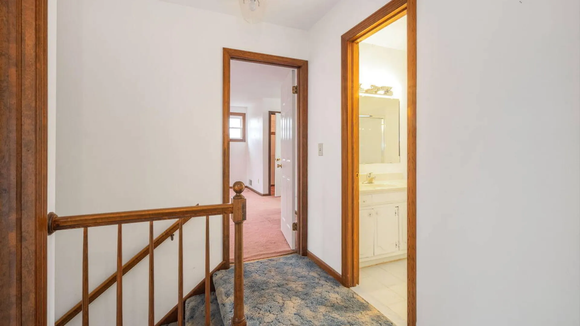 Property at 8 Windlass Drive, Colonie, NY 12110 23