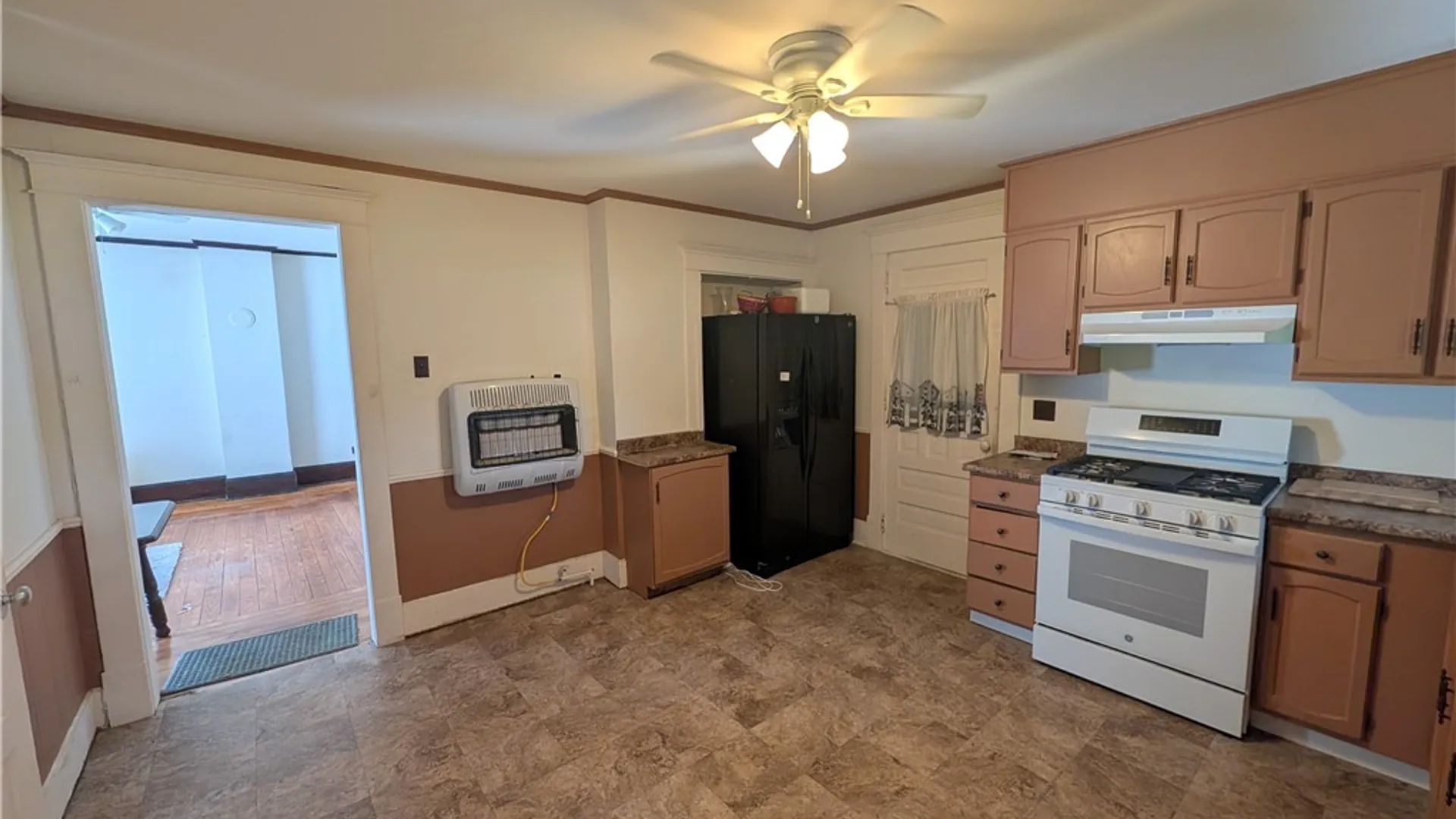 Property at 35 Lincoln Avenue, Bradford City, PA 16701 6