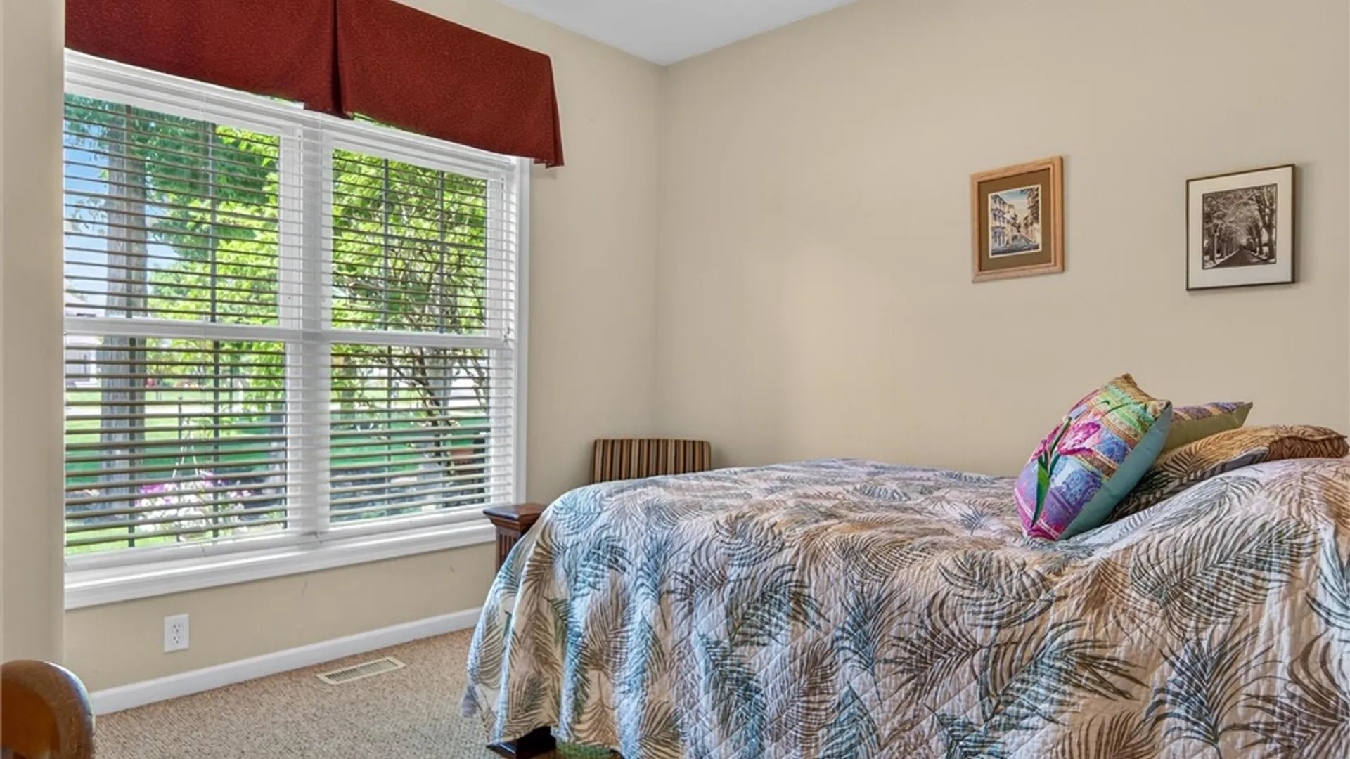 Property at 92 Marc Mar, Gates, NY 14606 16