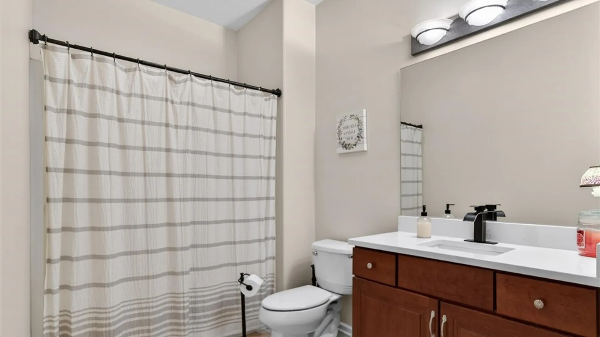 Property at 92 Marc Mar, Gates, NY 14606 27