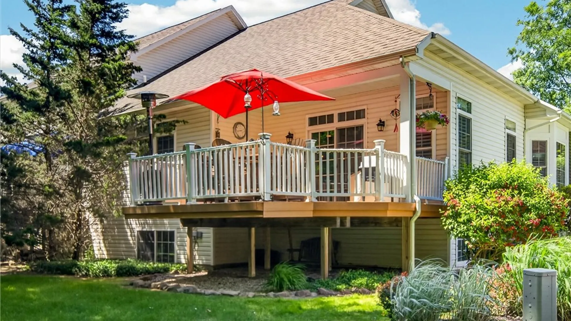 Property at 92 Marc Mar, Gates, NY 14606 7