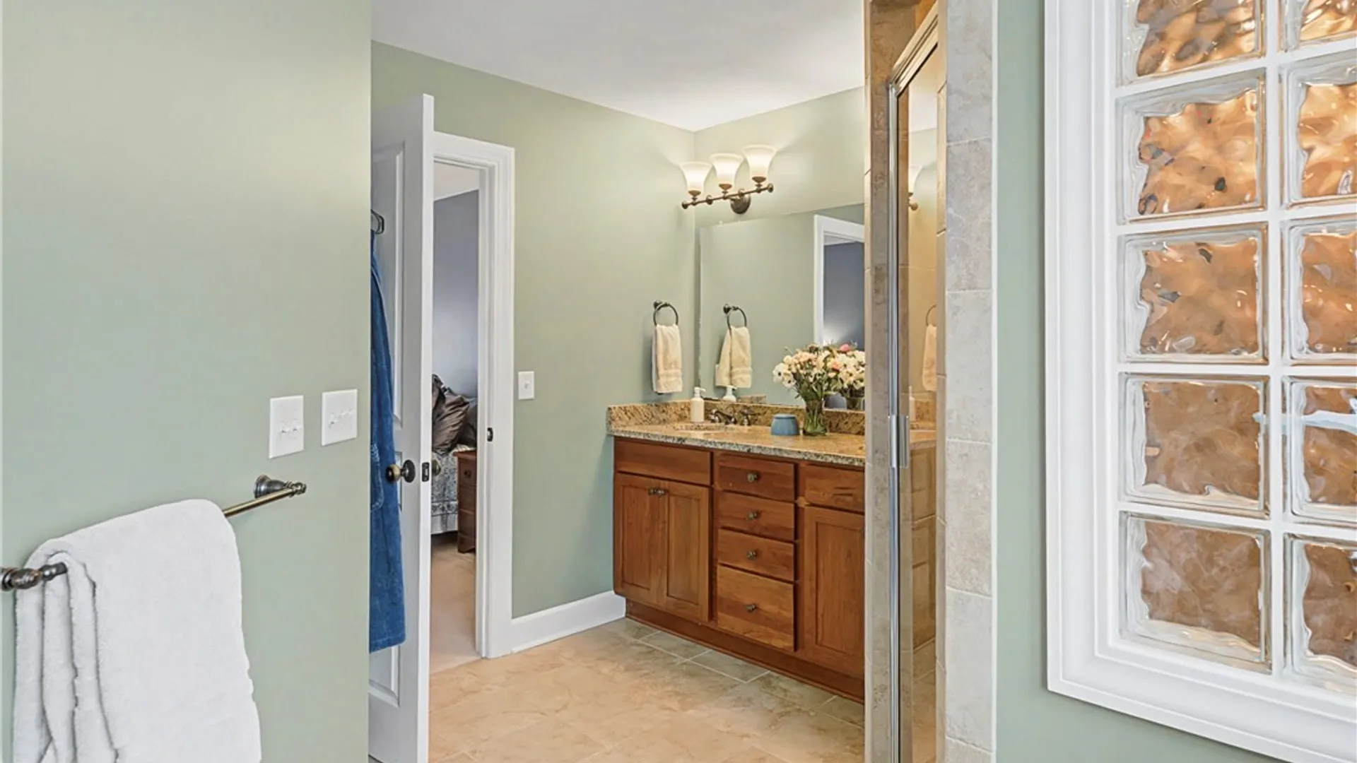 Property at 7 Calemad Drive, Skaneateles, NY 13152 32