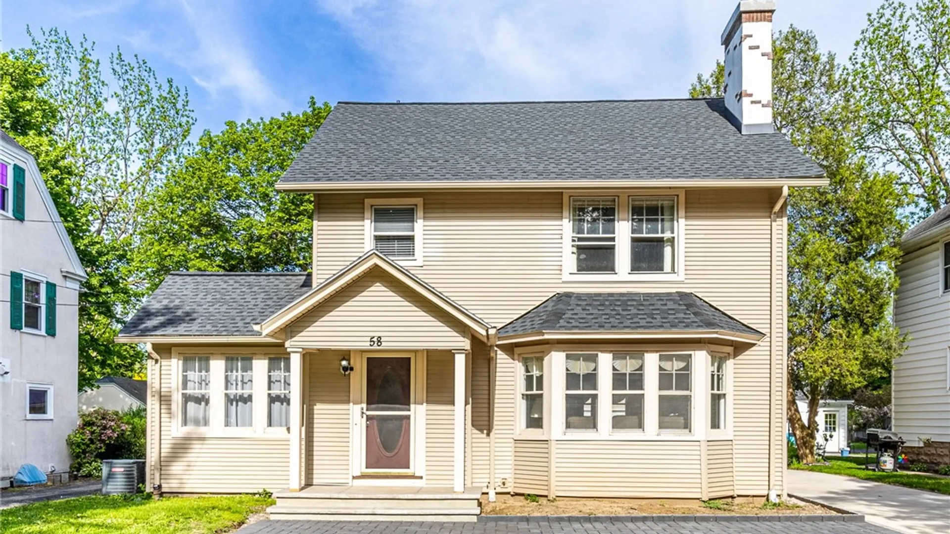 Property at 58 Fairview Crescent, Irondequoit, NY 14617 3