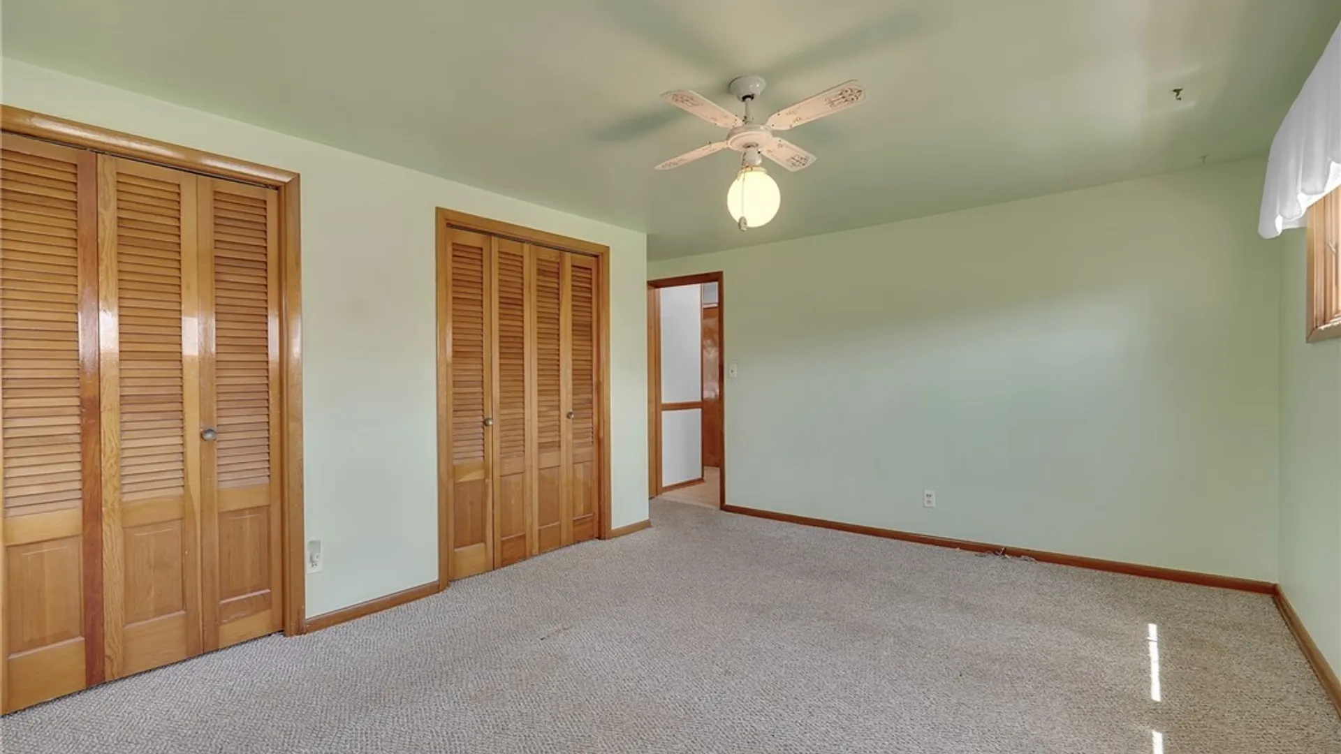 Property at 31 Goodrich Road, Lackawanna, NY 14218 25