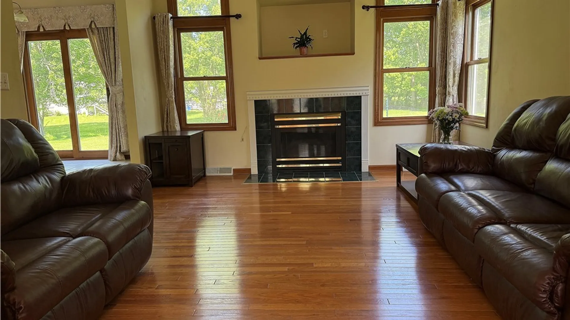 Property at 193 Meadow Spring Lane, Amherst, NY 14051 11