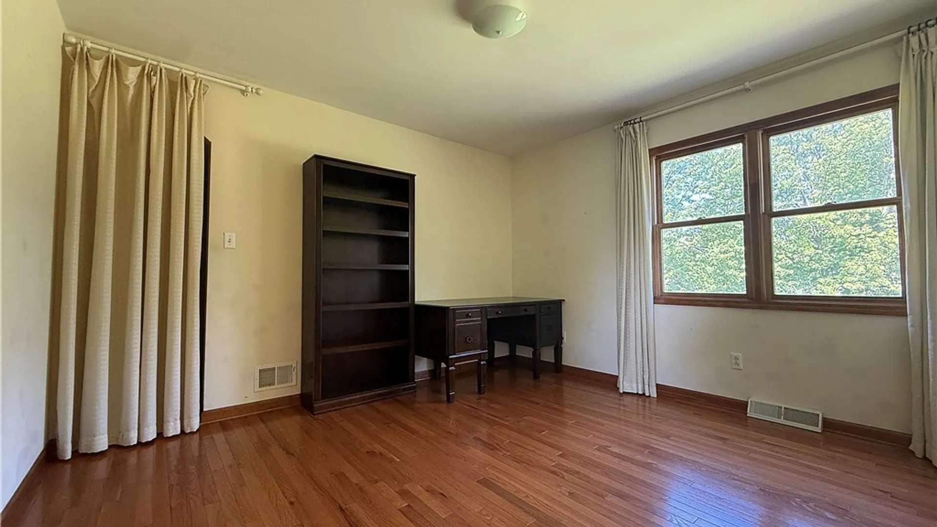 Property at 193 Meadow Spring Lane, Amherst, NY 14051 25