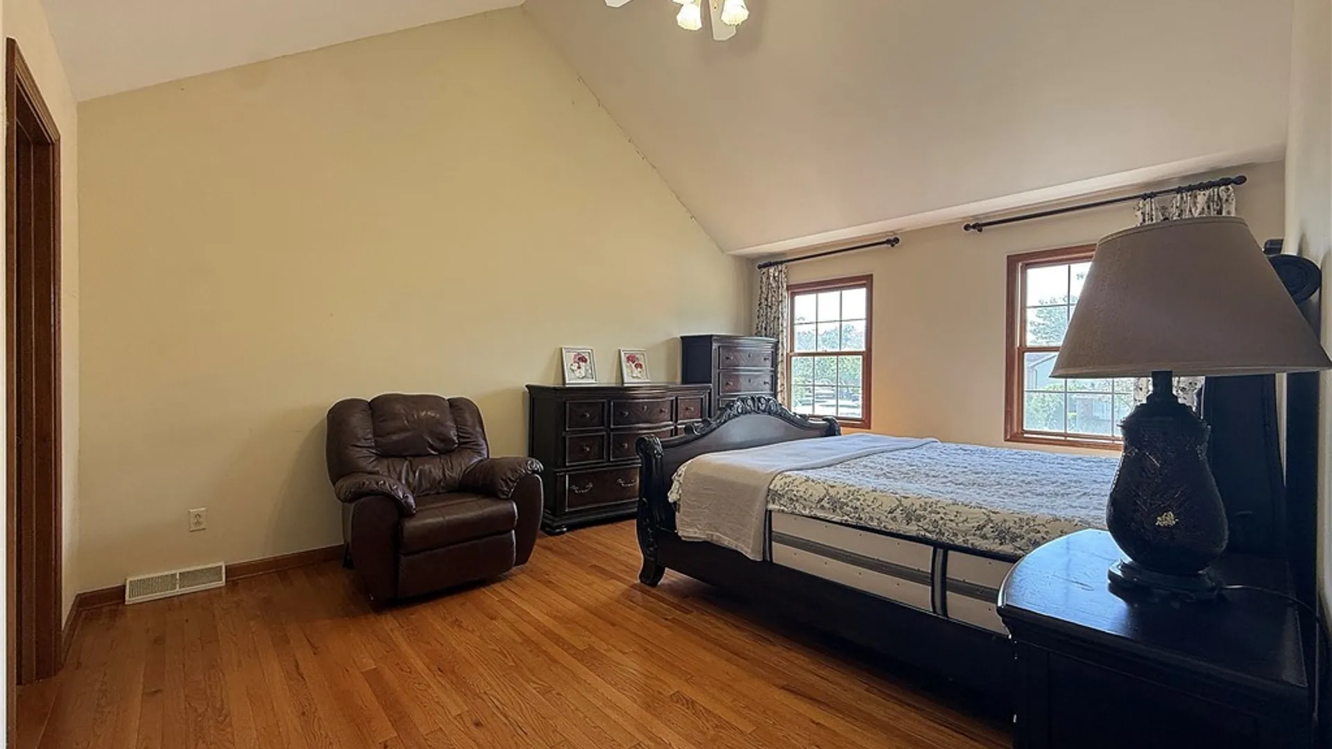 Property at 193 Meadow Spring Lane, Amherst, NY 14051 32