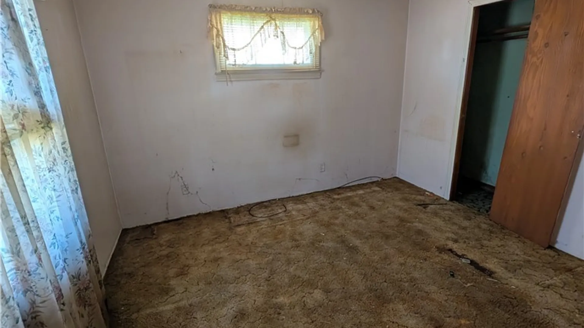 Property at 57 Barbara Place, Cheektowaga, NY 14225 10