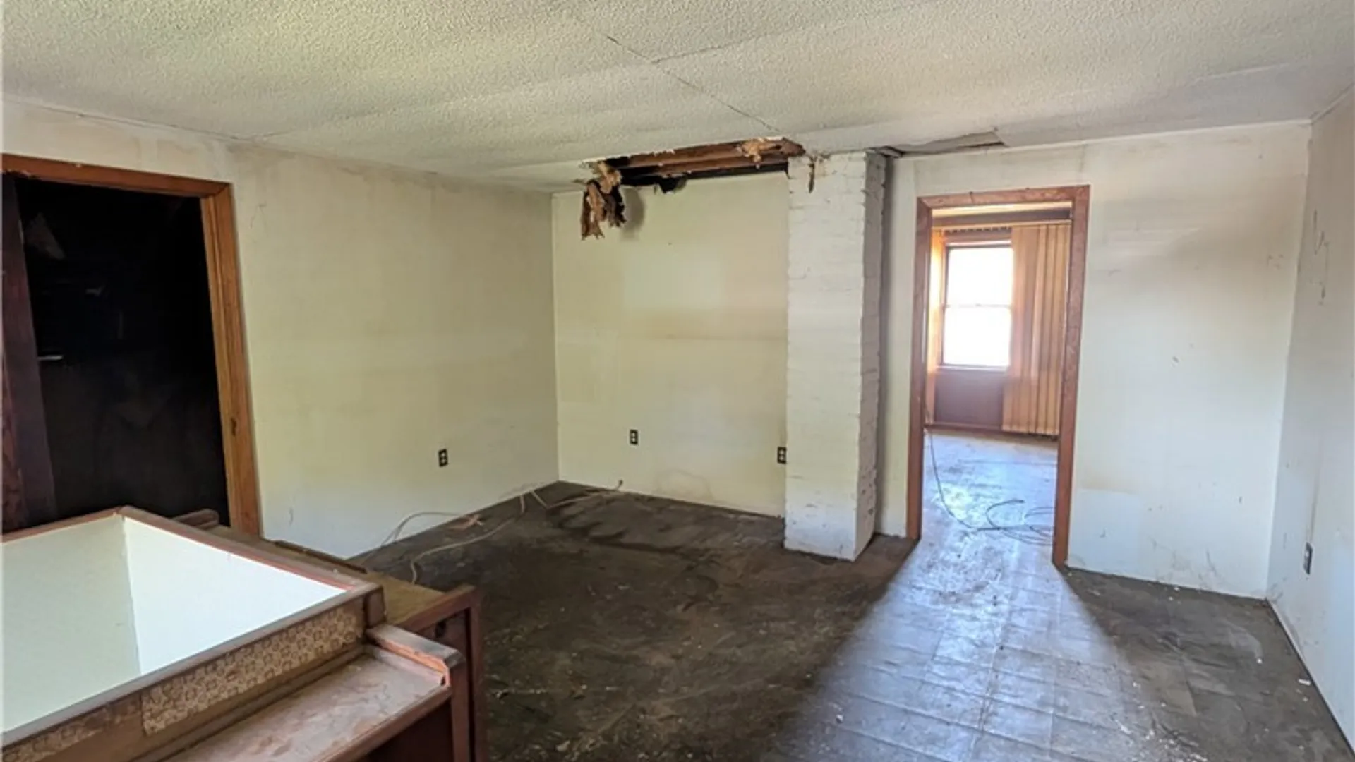 Property at 57 Barbara Place, Cheektowaga, NY 14225 12