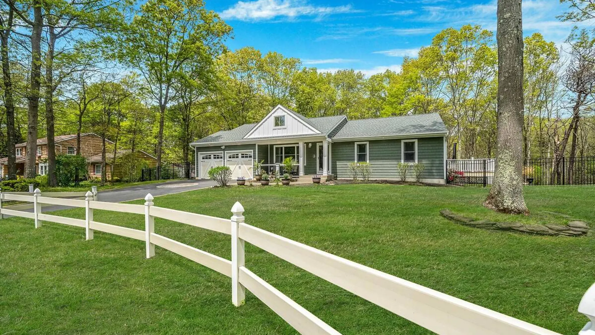 Property at 14 Belvoir Court, Ridge, NY 11788 3