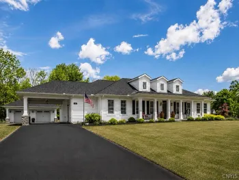 4676 East Lake Road, Cazenovia, NY 13035