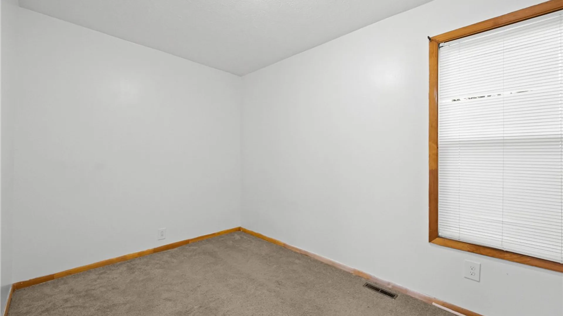 Property at 34 Scrantom Street, Rochester, NY 14605 13