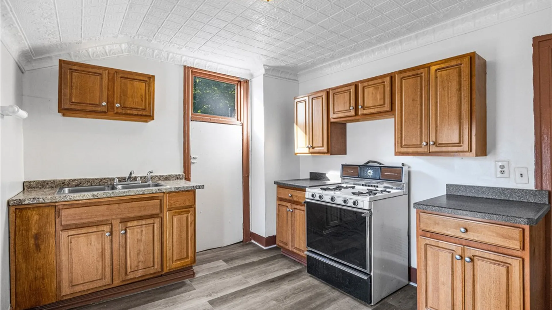 Property at 34 Scrantom Street, Rochester, NY 14605 18